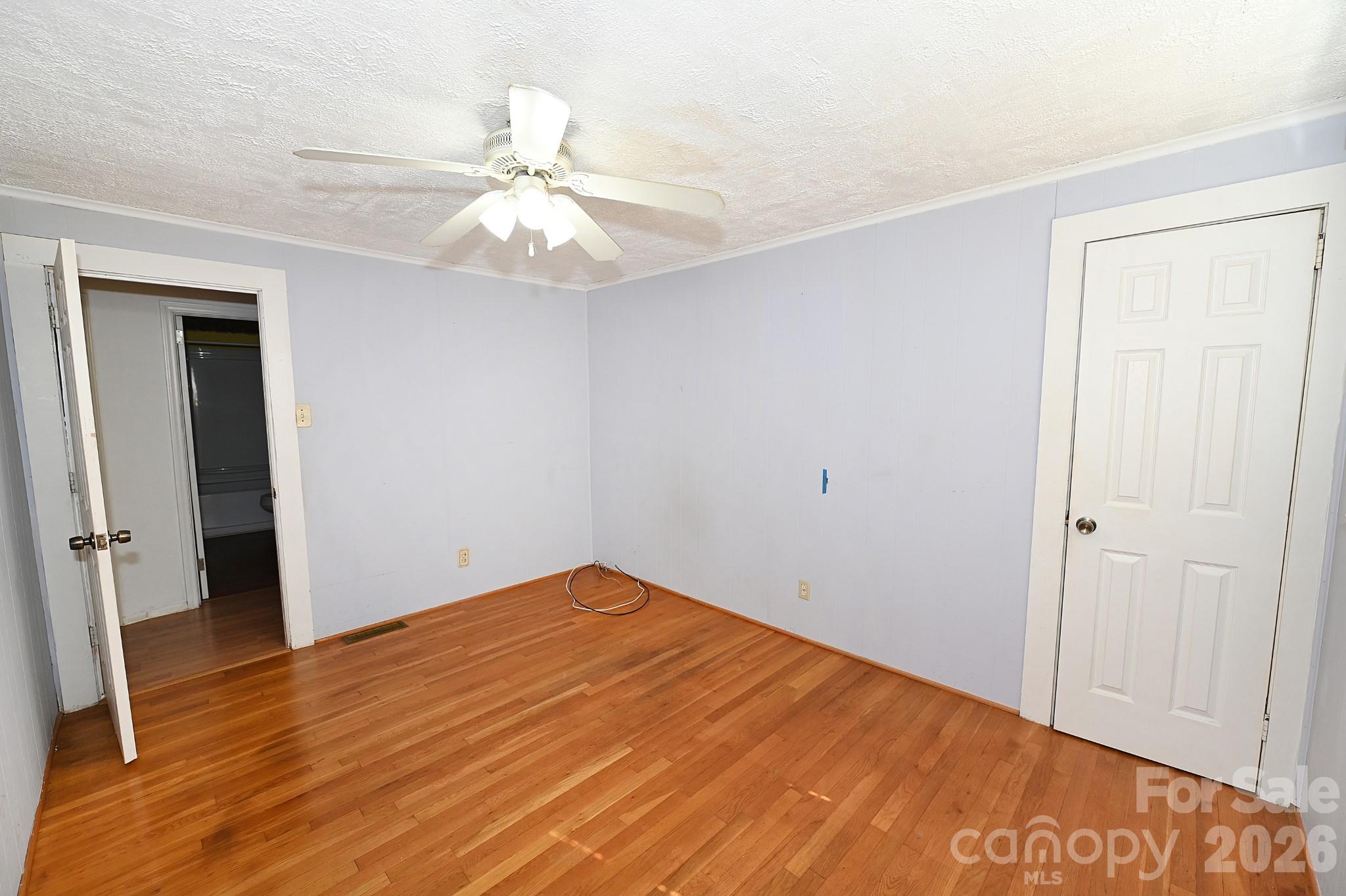 5190 Hidden Acres Lane