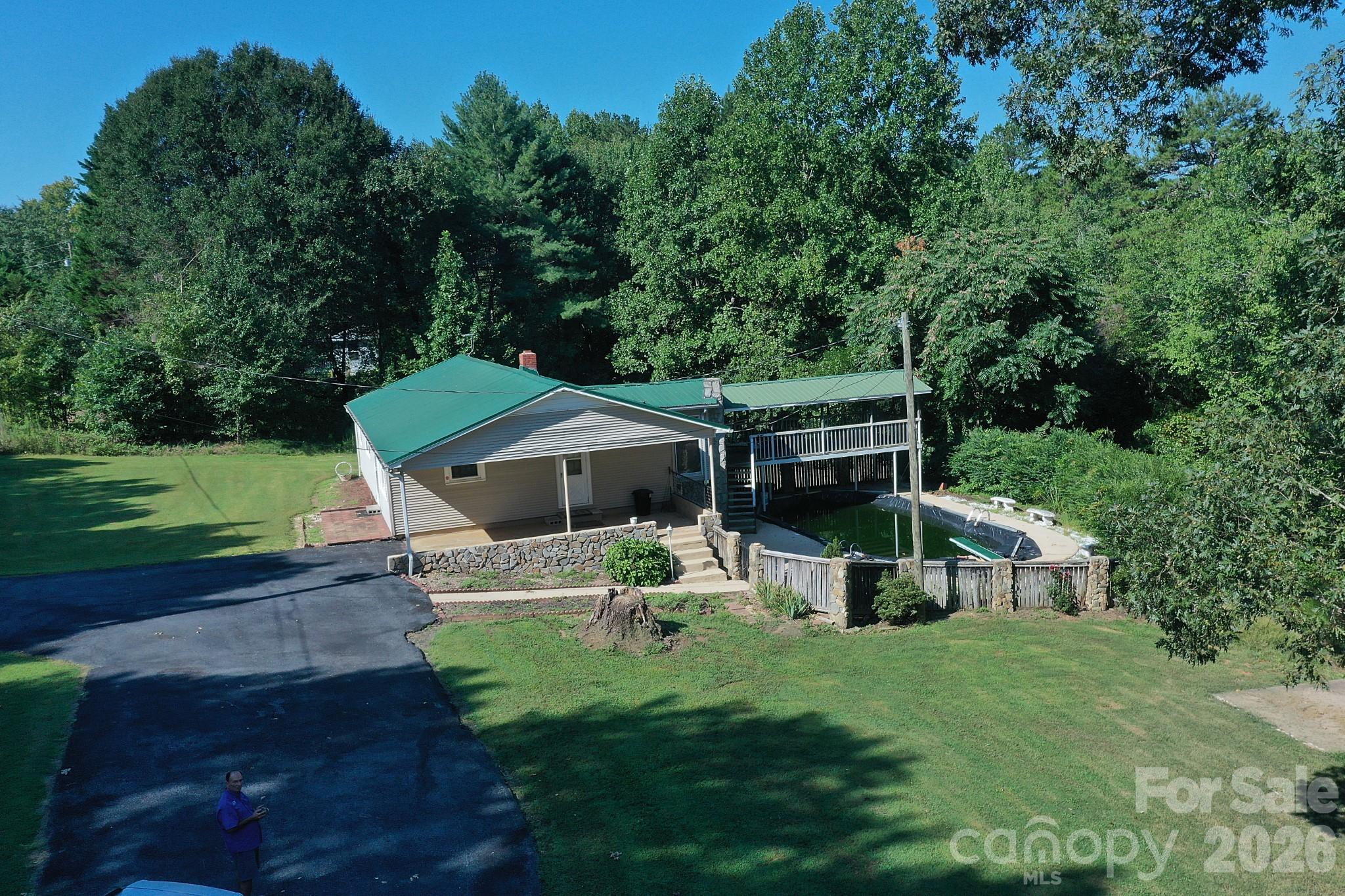 5190 Hidden Acres Lane