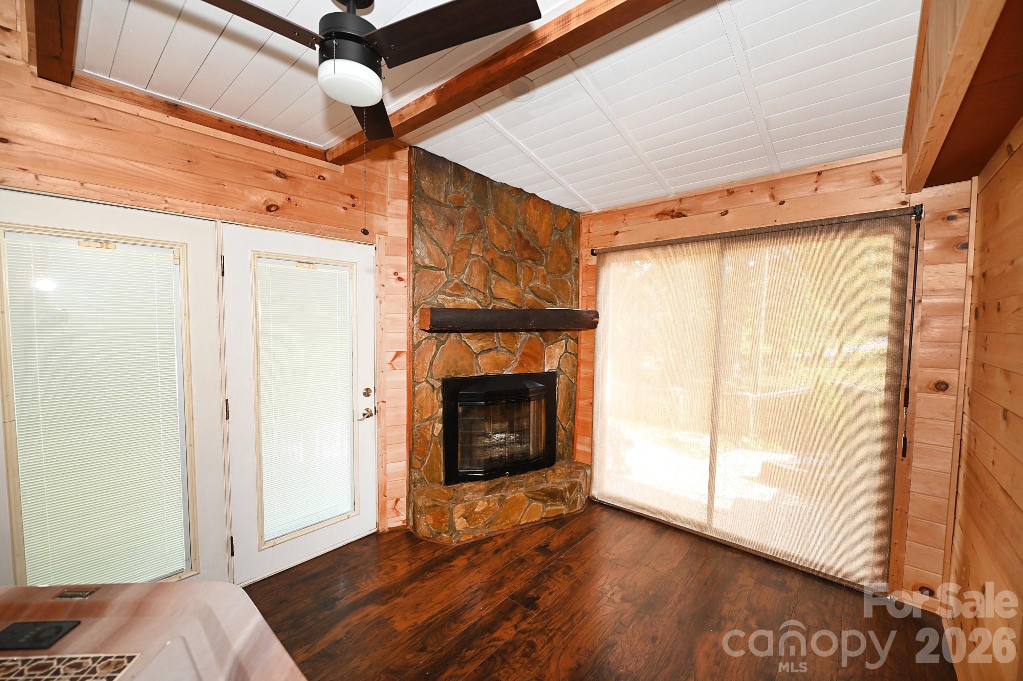 5190 Hidden Acres Lane