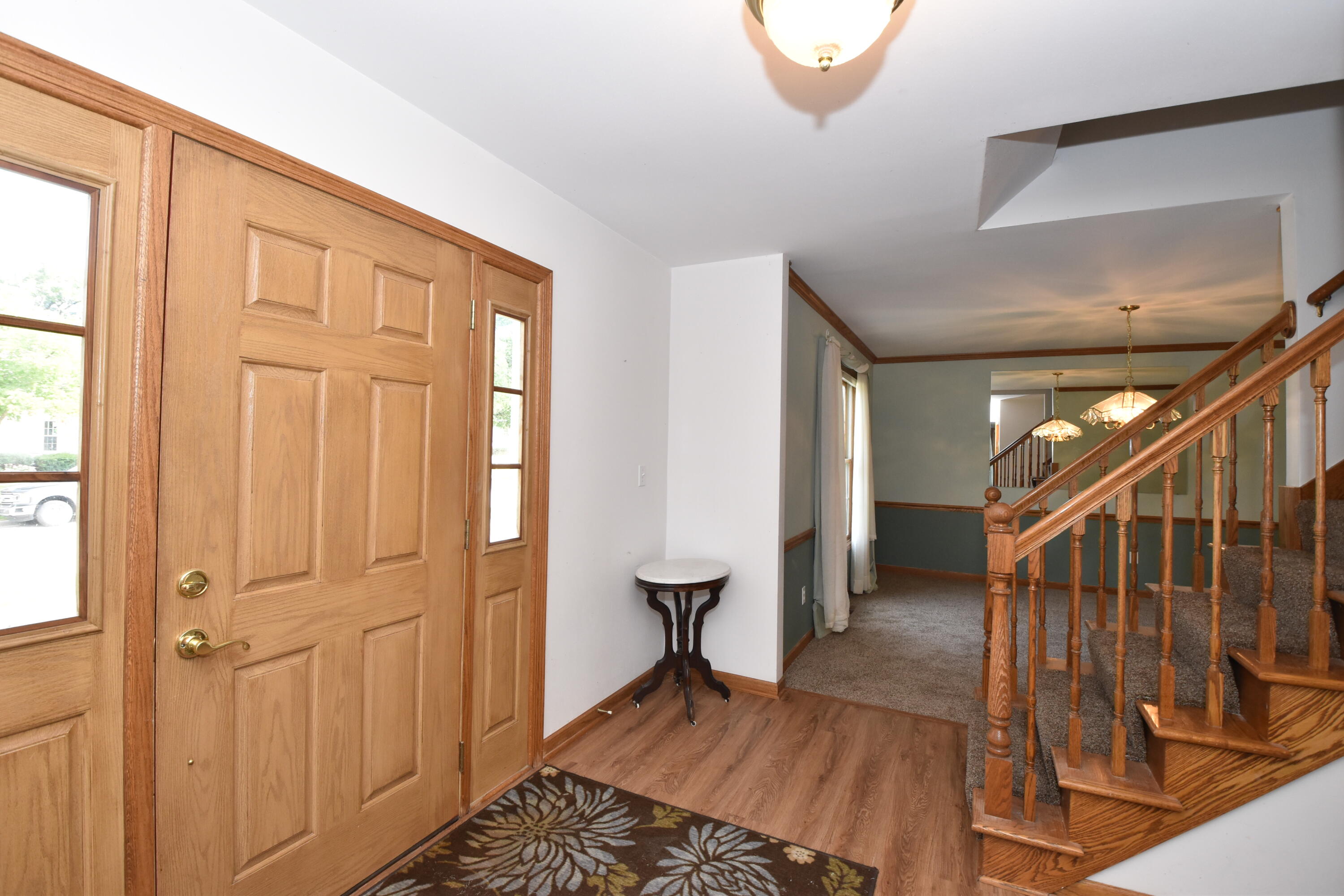 841 Lynnewood Dr