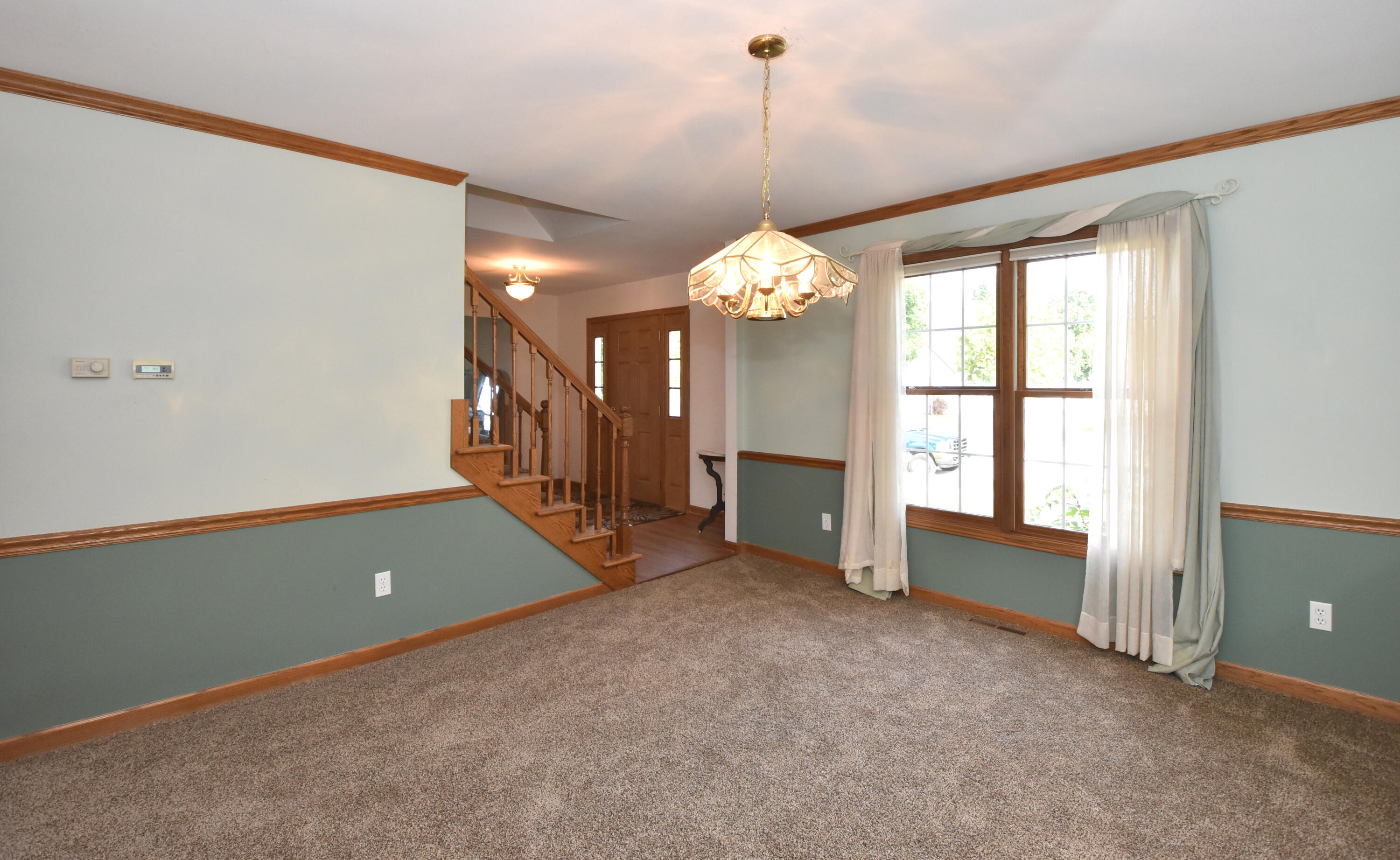841 Lynnewood Dr