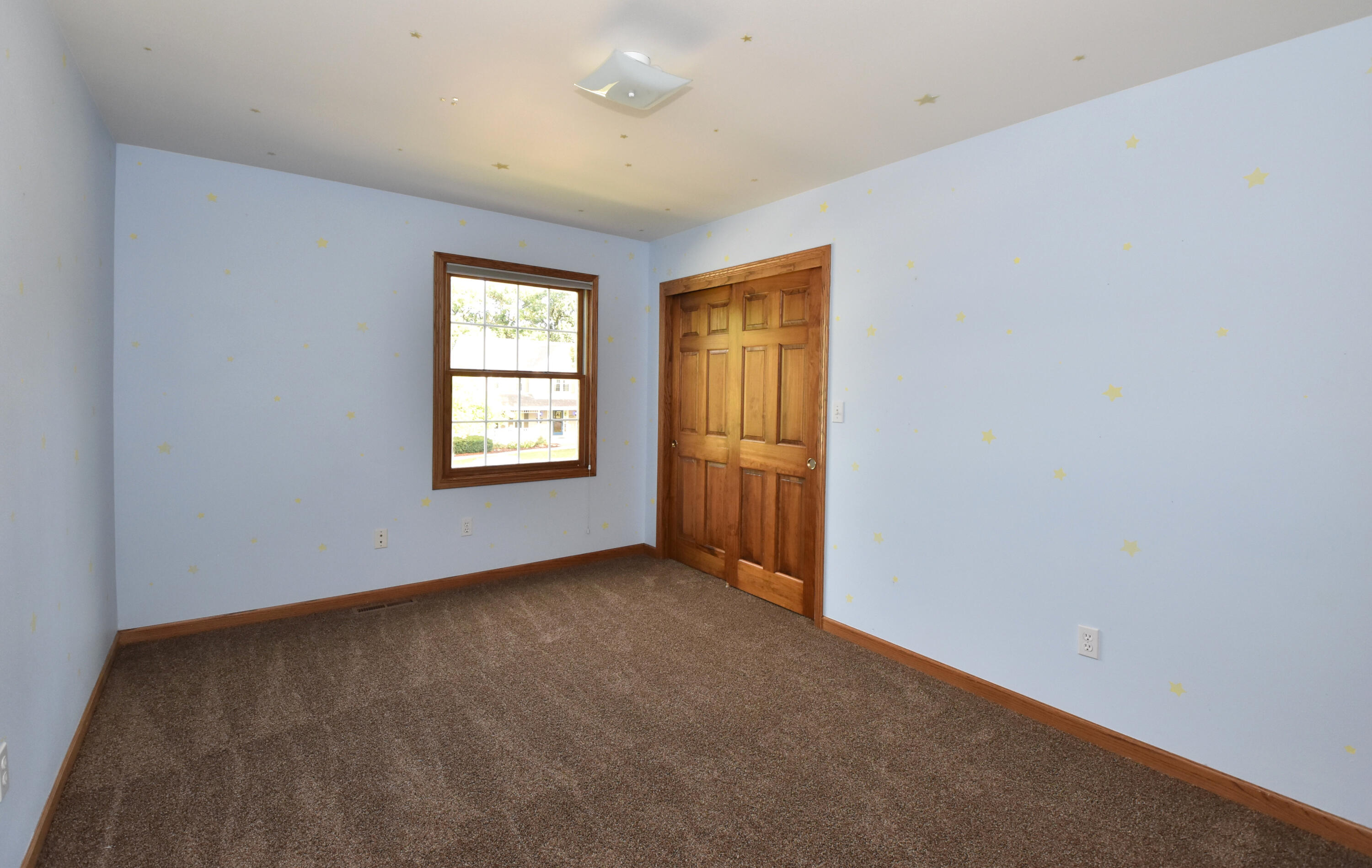841 Lynnewood Dr