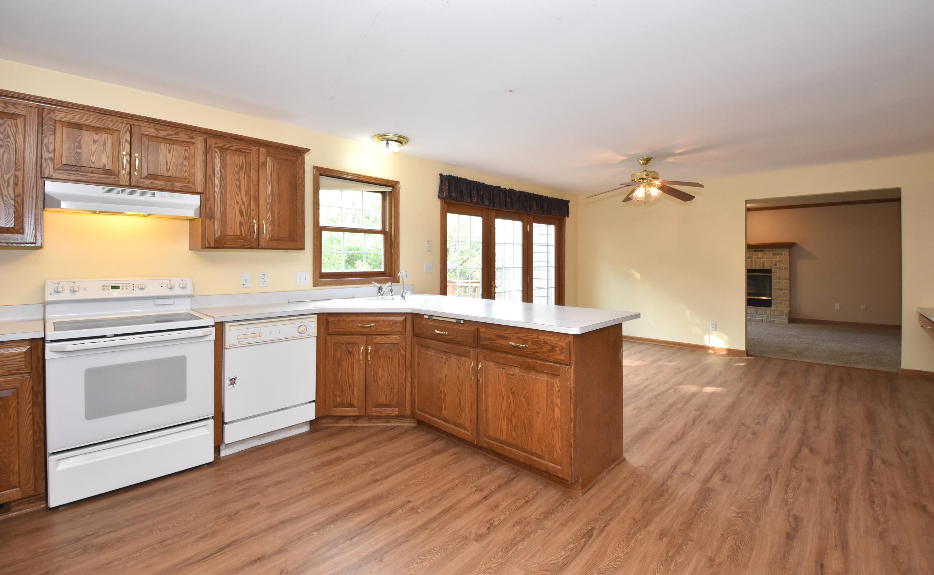 841 Lynnewood Dr