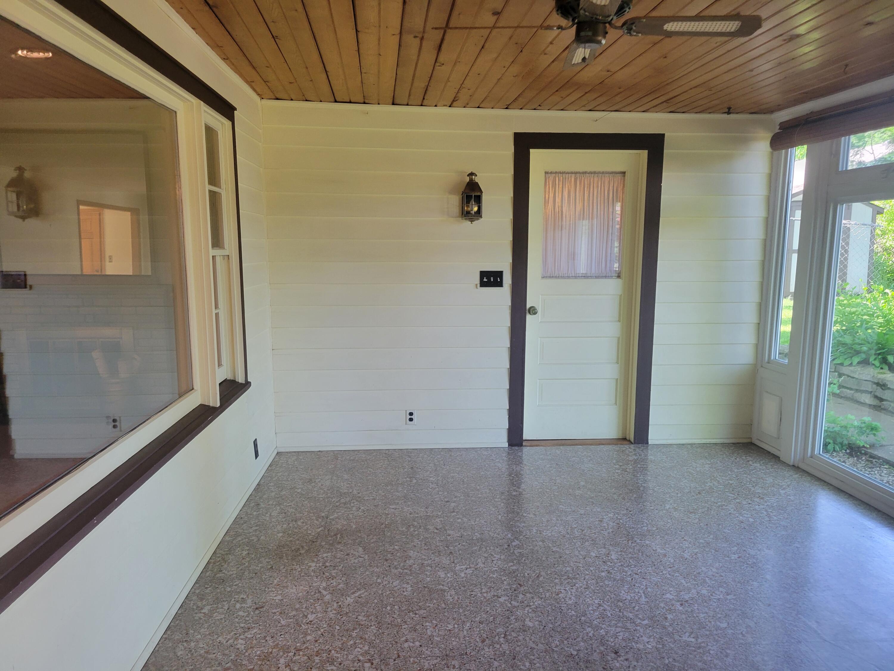 333 Wainwright Ave