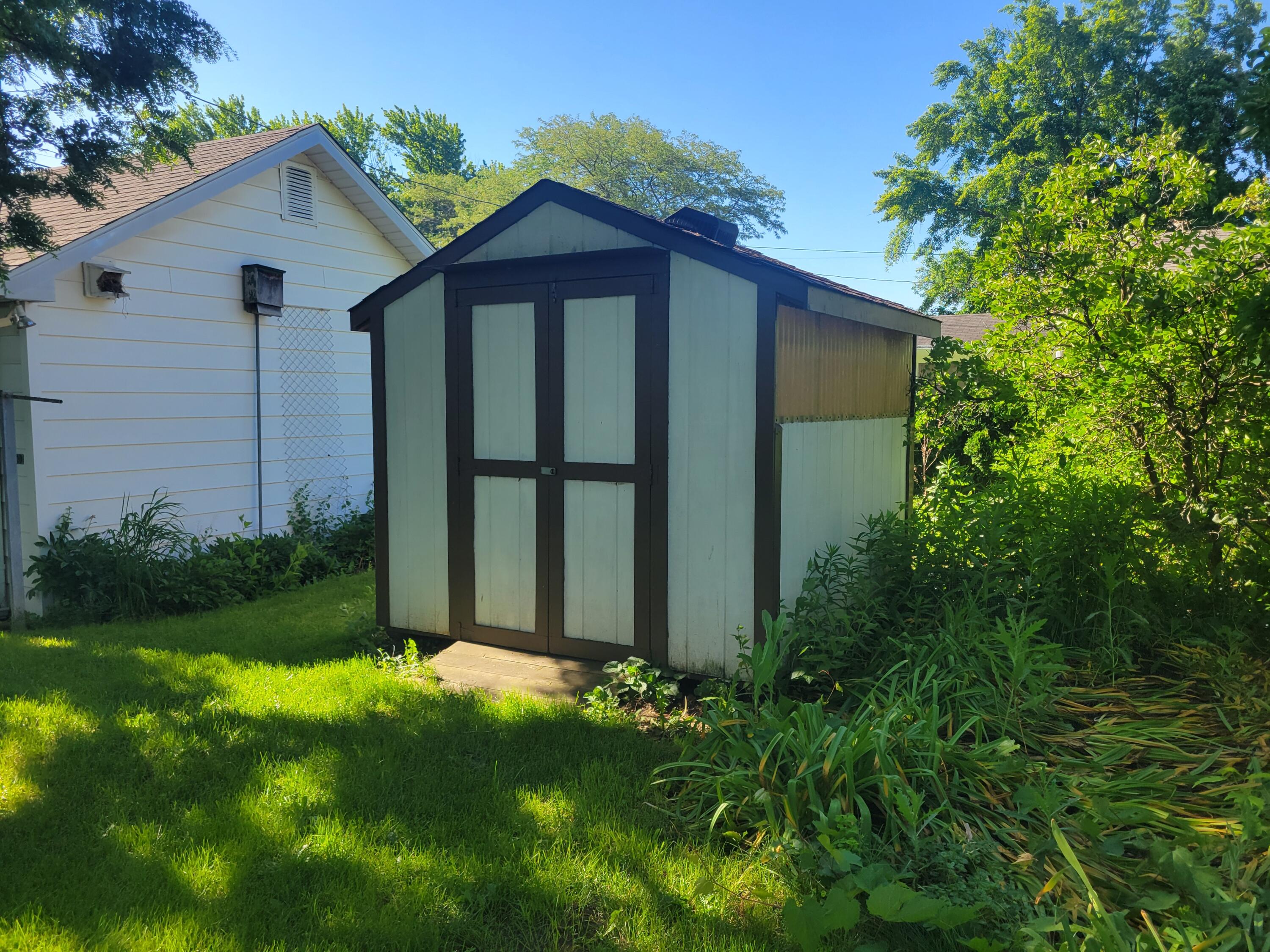 333 Wainwright Ave
