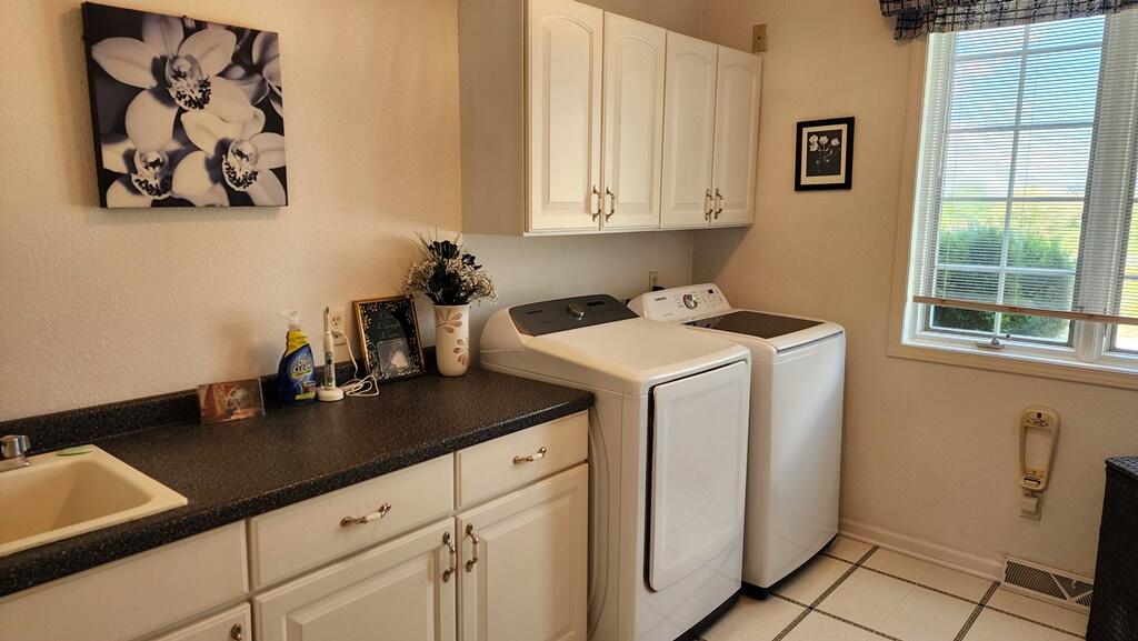 W4545 Center St
