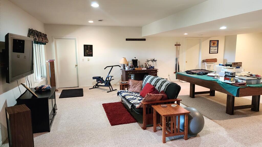 W4545 Center St