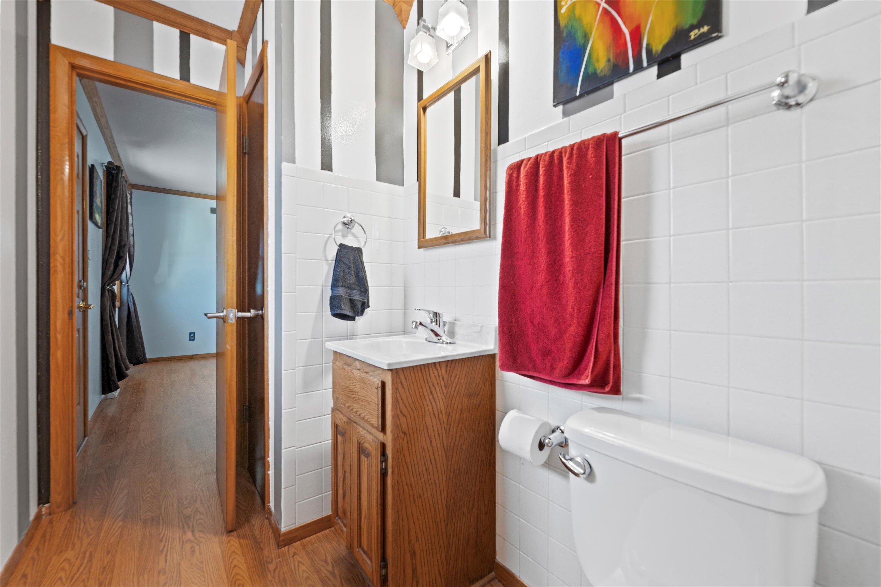 432 S 92nd Sts