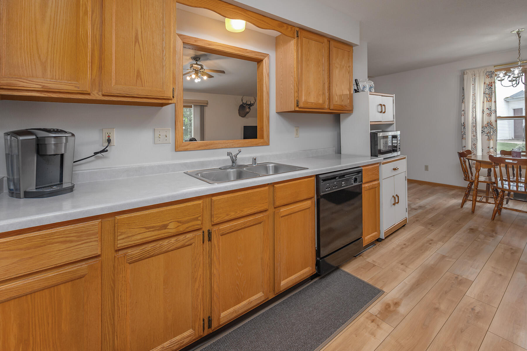 414 Red Coat Ct