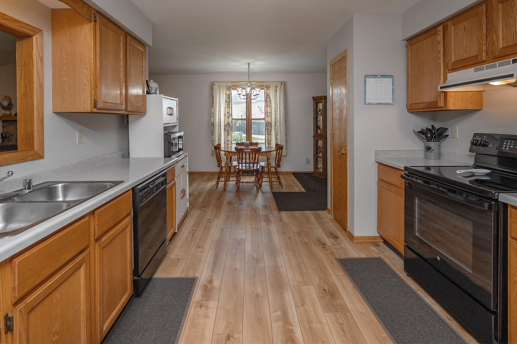 414 Red Coat Ct