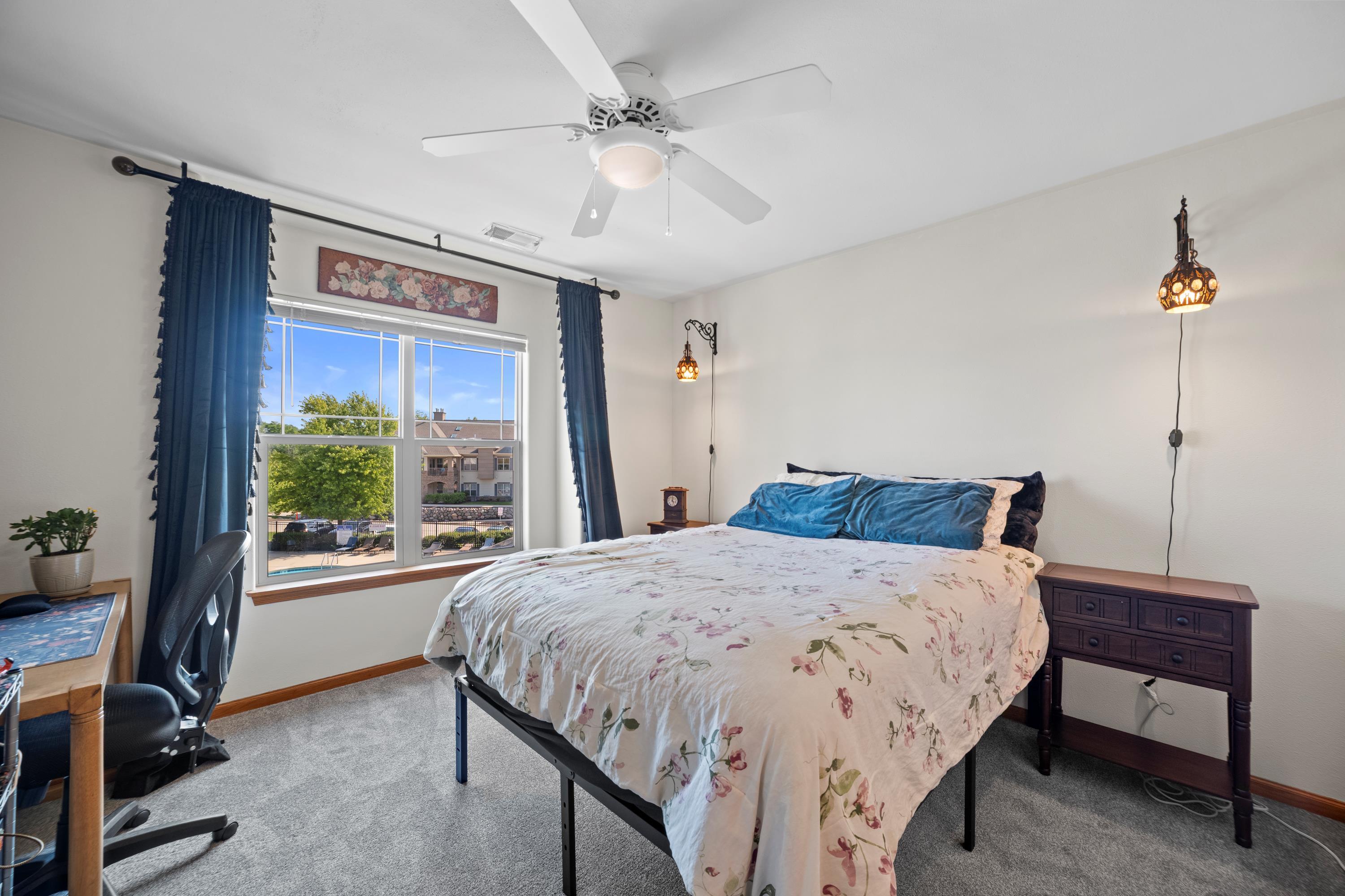 3053 W Drexel Ave