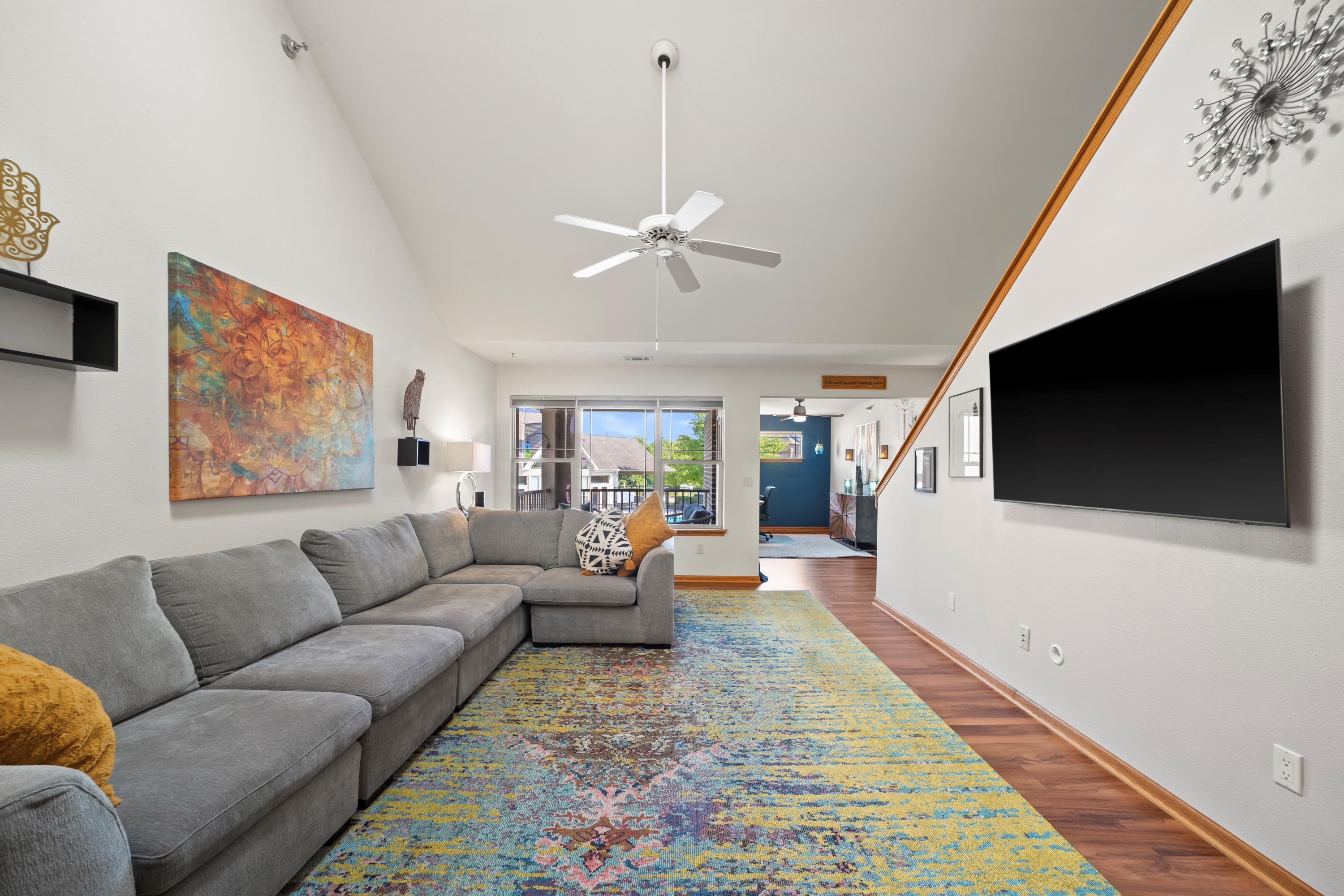 3053 W Drexel Ave