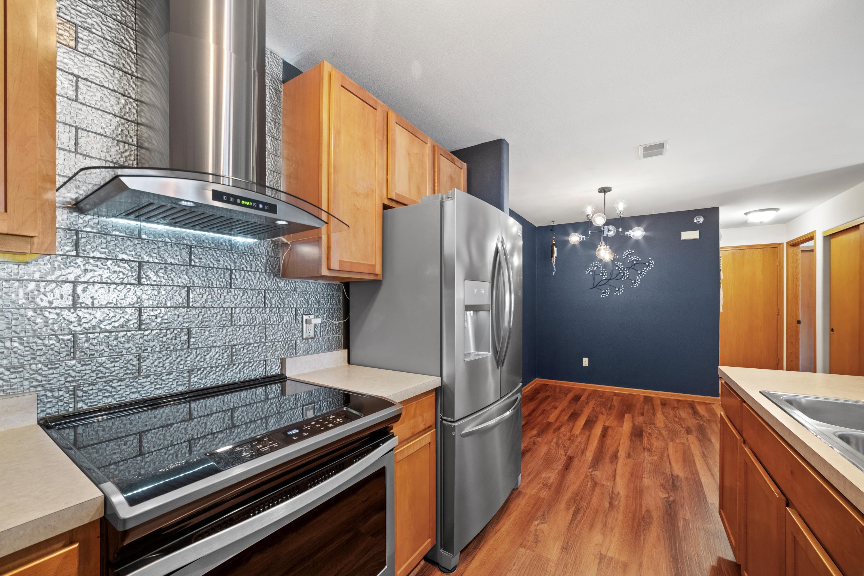 3053 W Drexel Ave