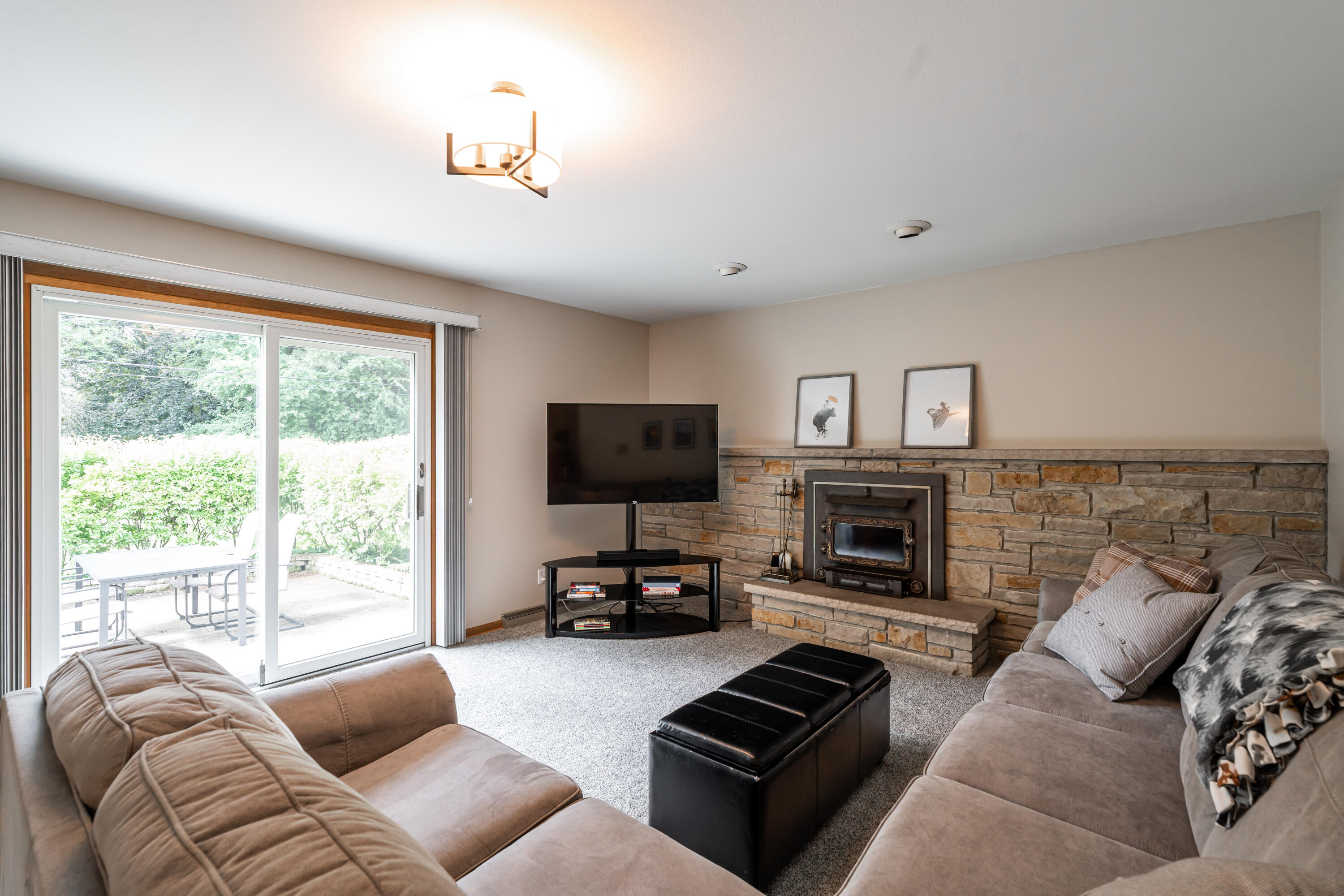 6239 W Carolann Dr