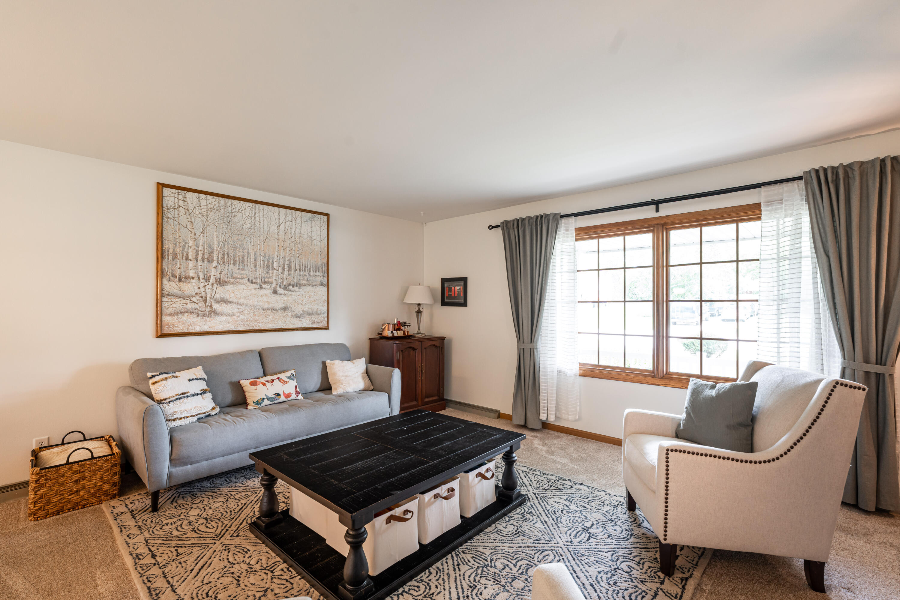 6239 W Carolann Dr
