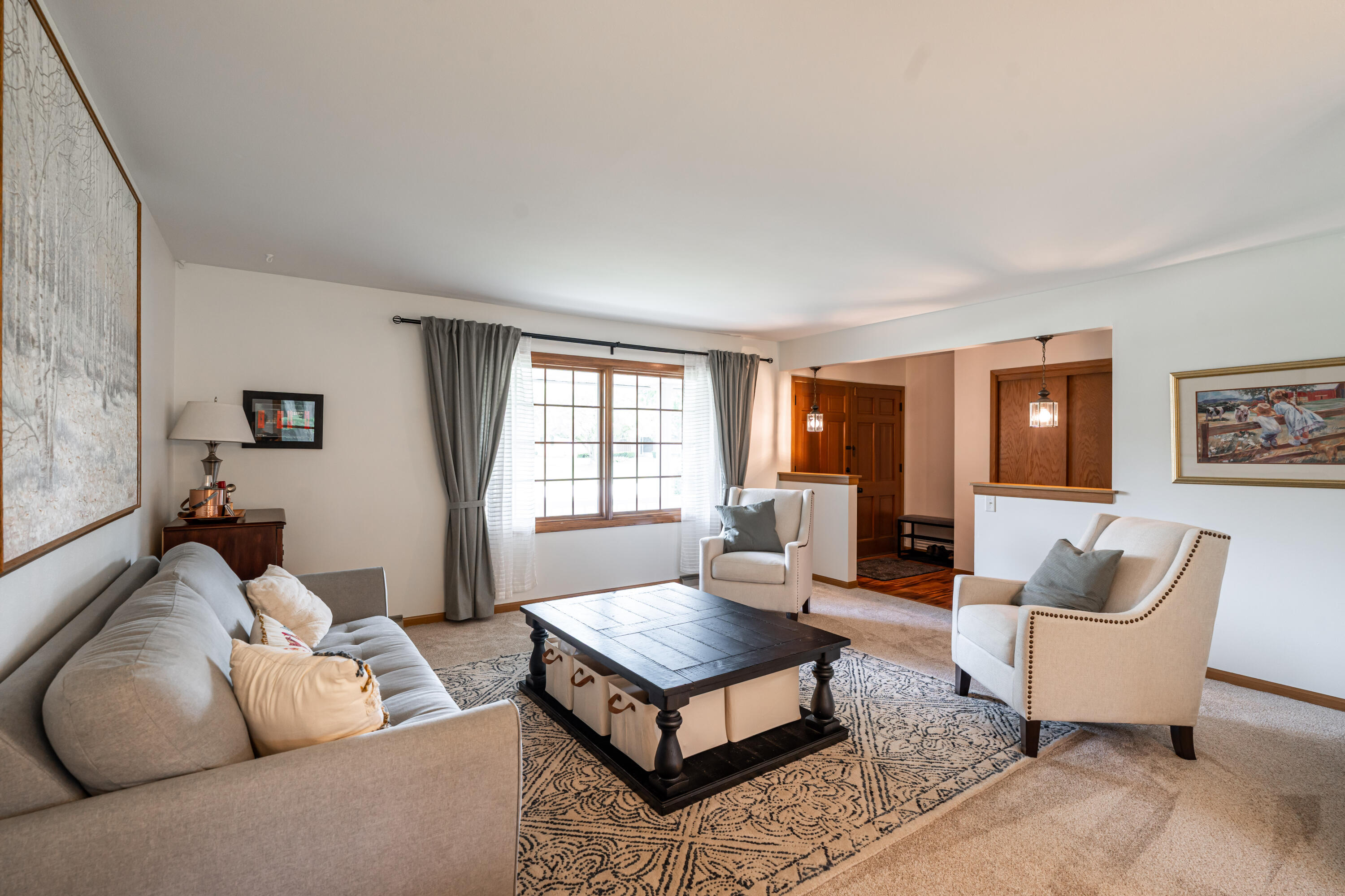 6239 W Carolann Dr