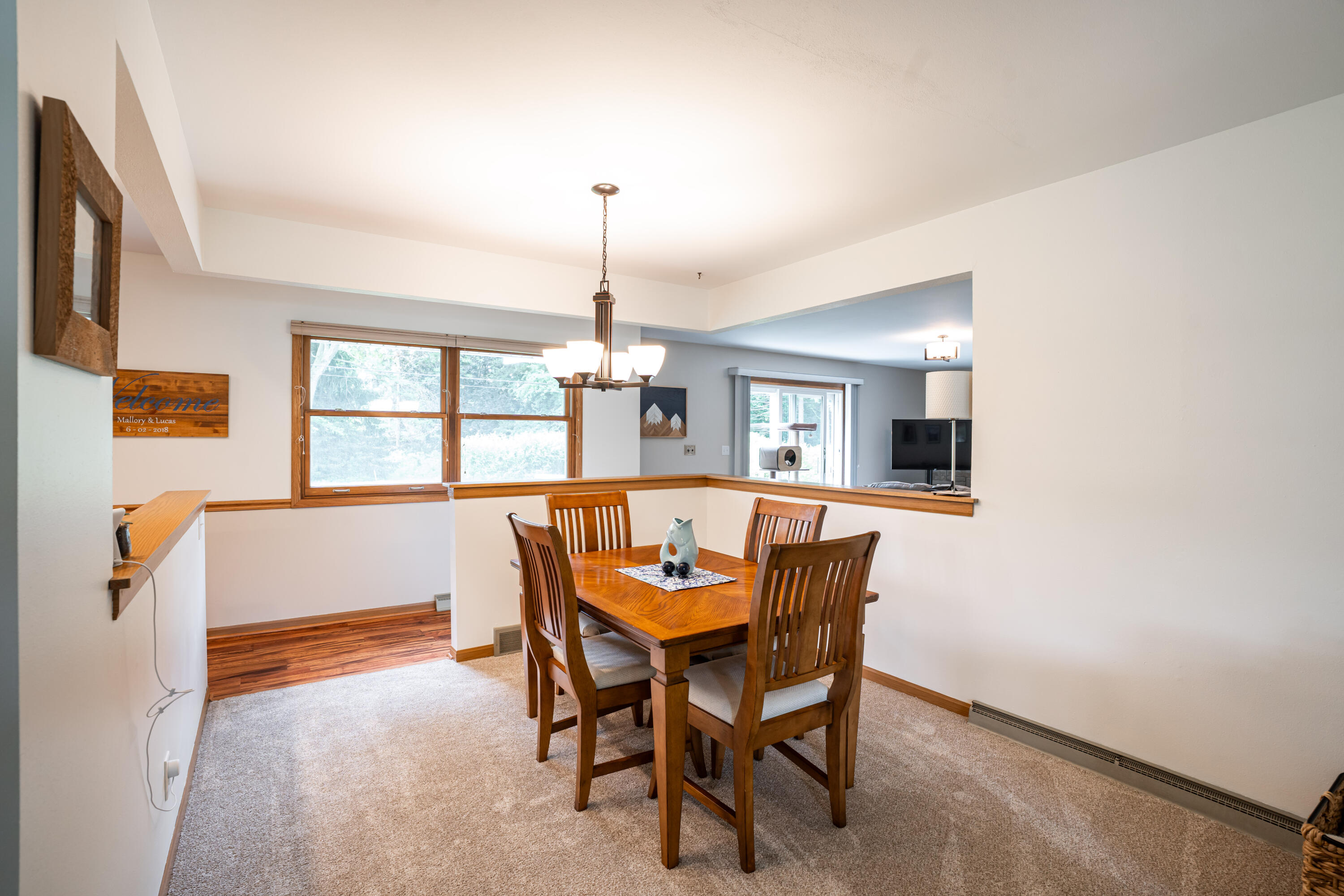 6239 W Carolann Dr