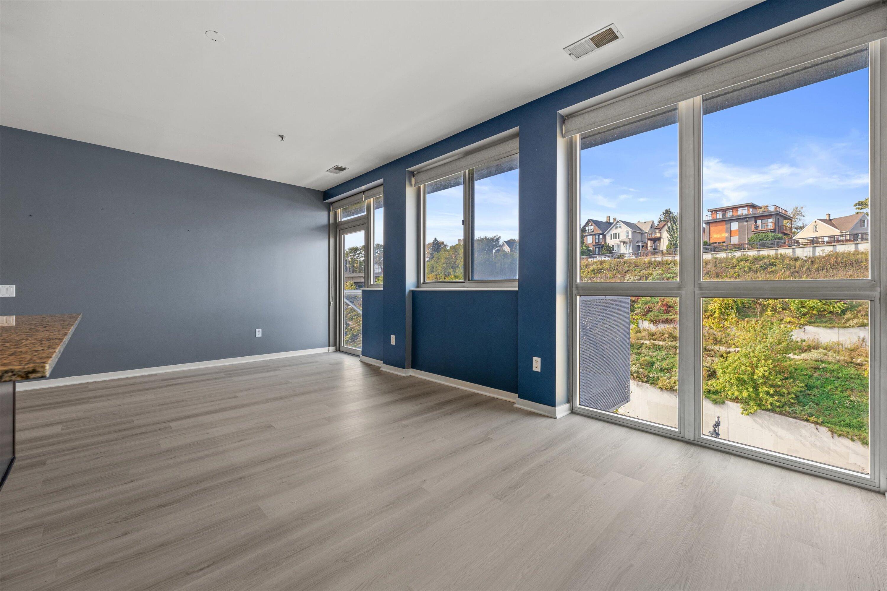 1902 N Commerce St Unit: 506