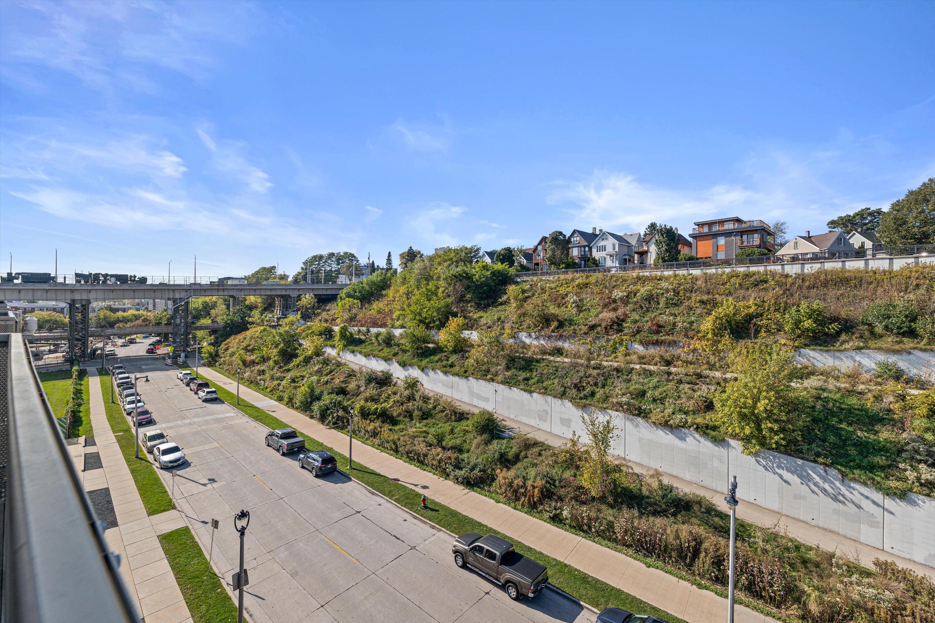 1902 N Commerce St Unit: 506