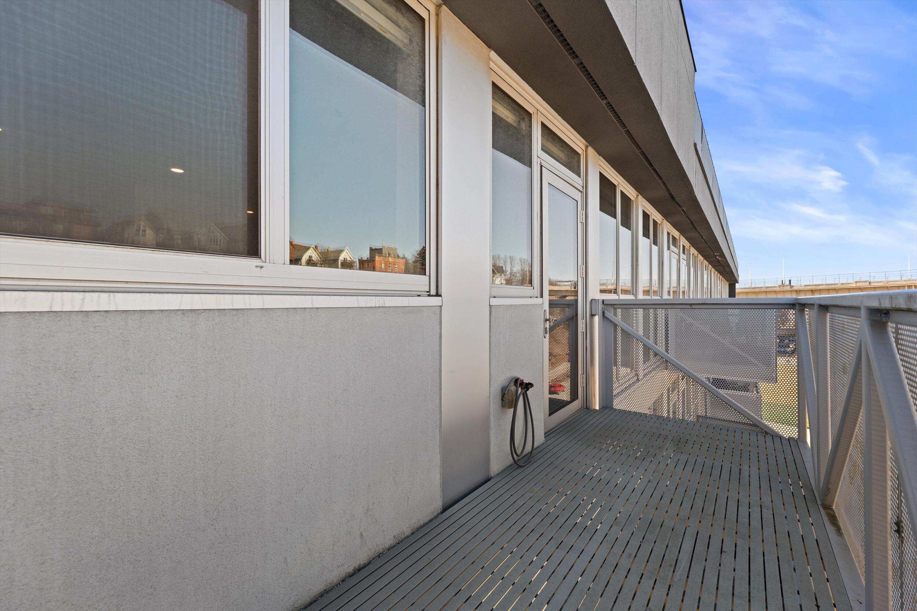 1902 N Commerce St Unit: 506