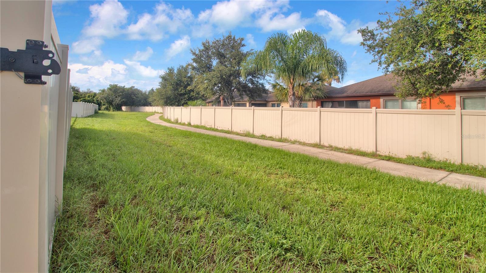 16419 LITTLE GARDEN DR