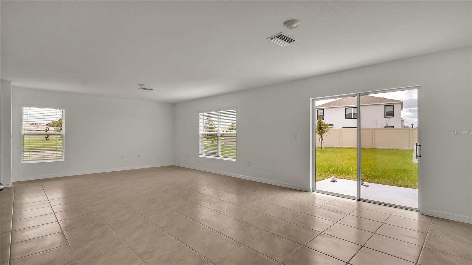 16651 MOSAIC OAR DR