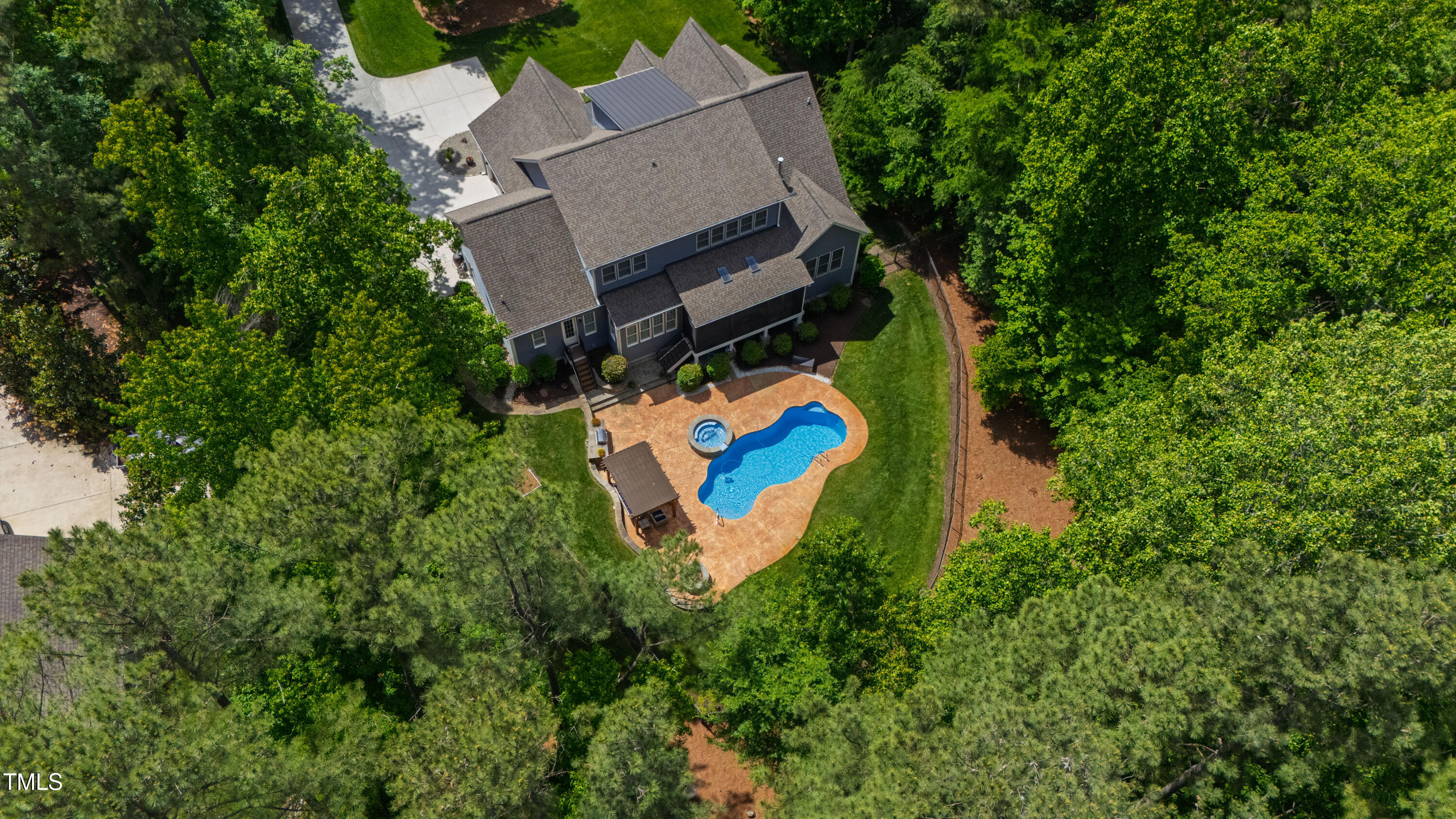 7116 Dumfries Lane