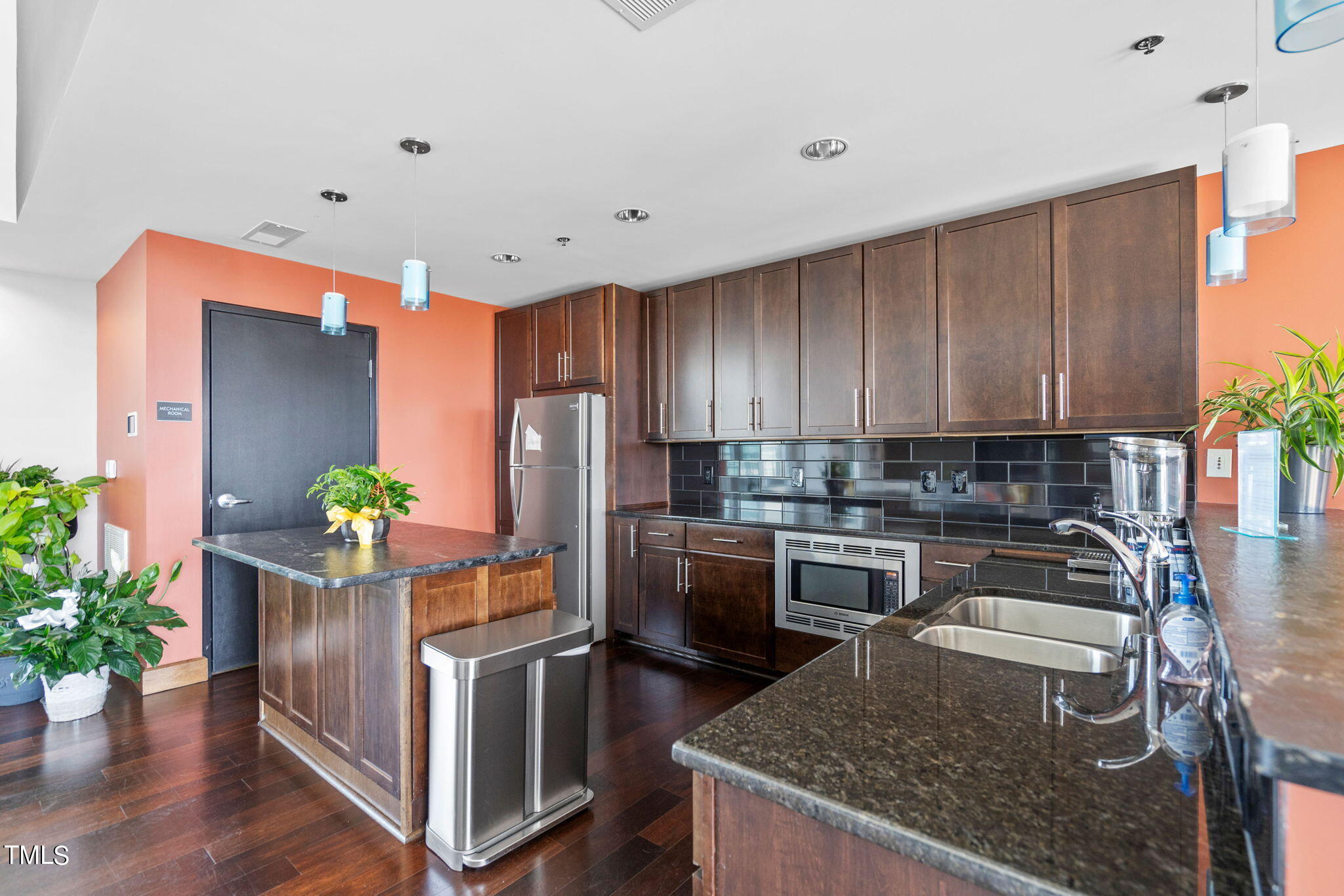 140 W Franklin Street Unit 224