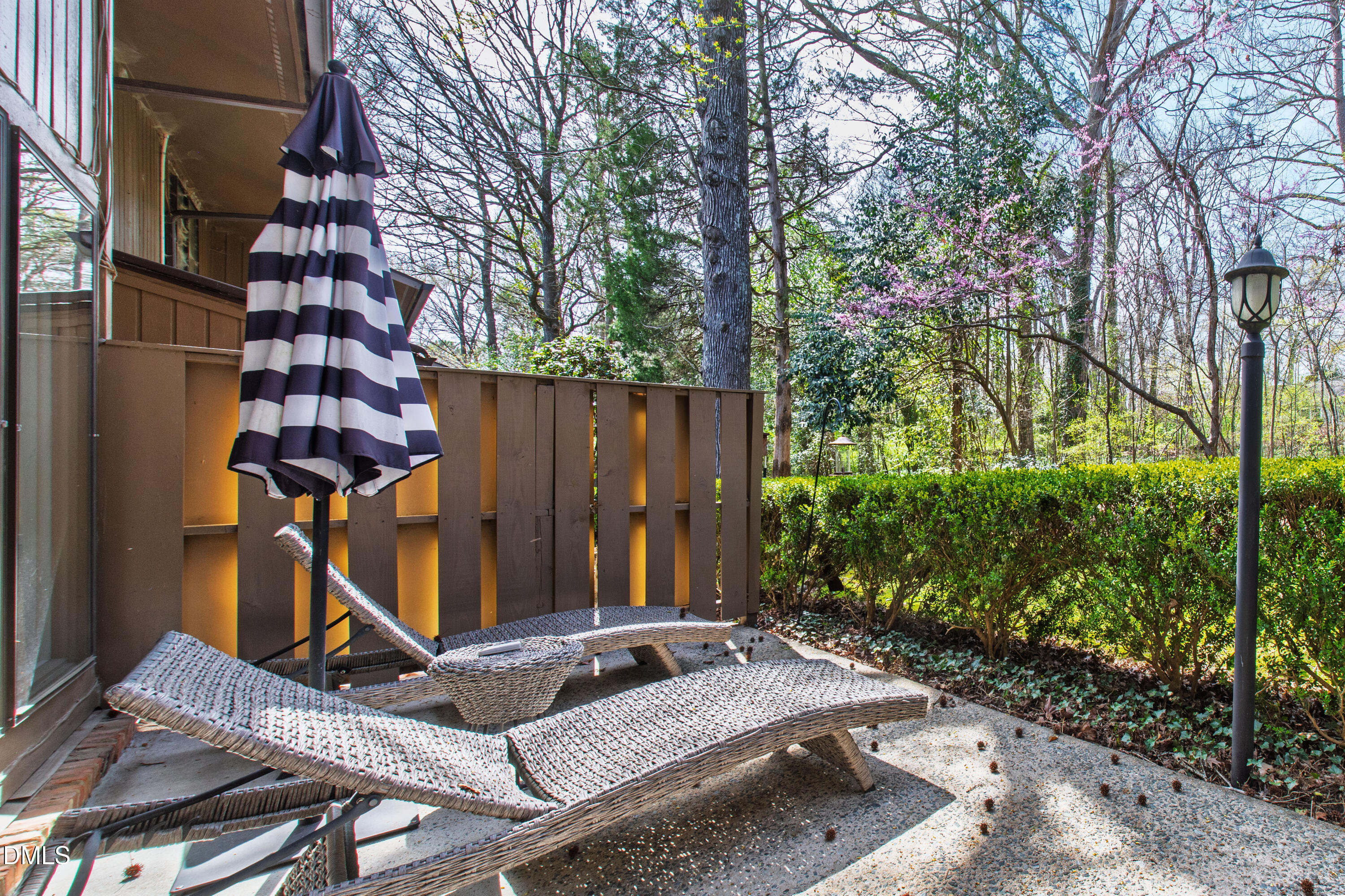 907 Oak Tree Drive