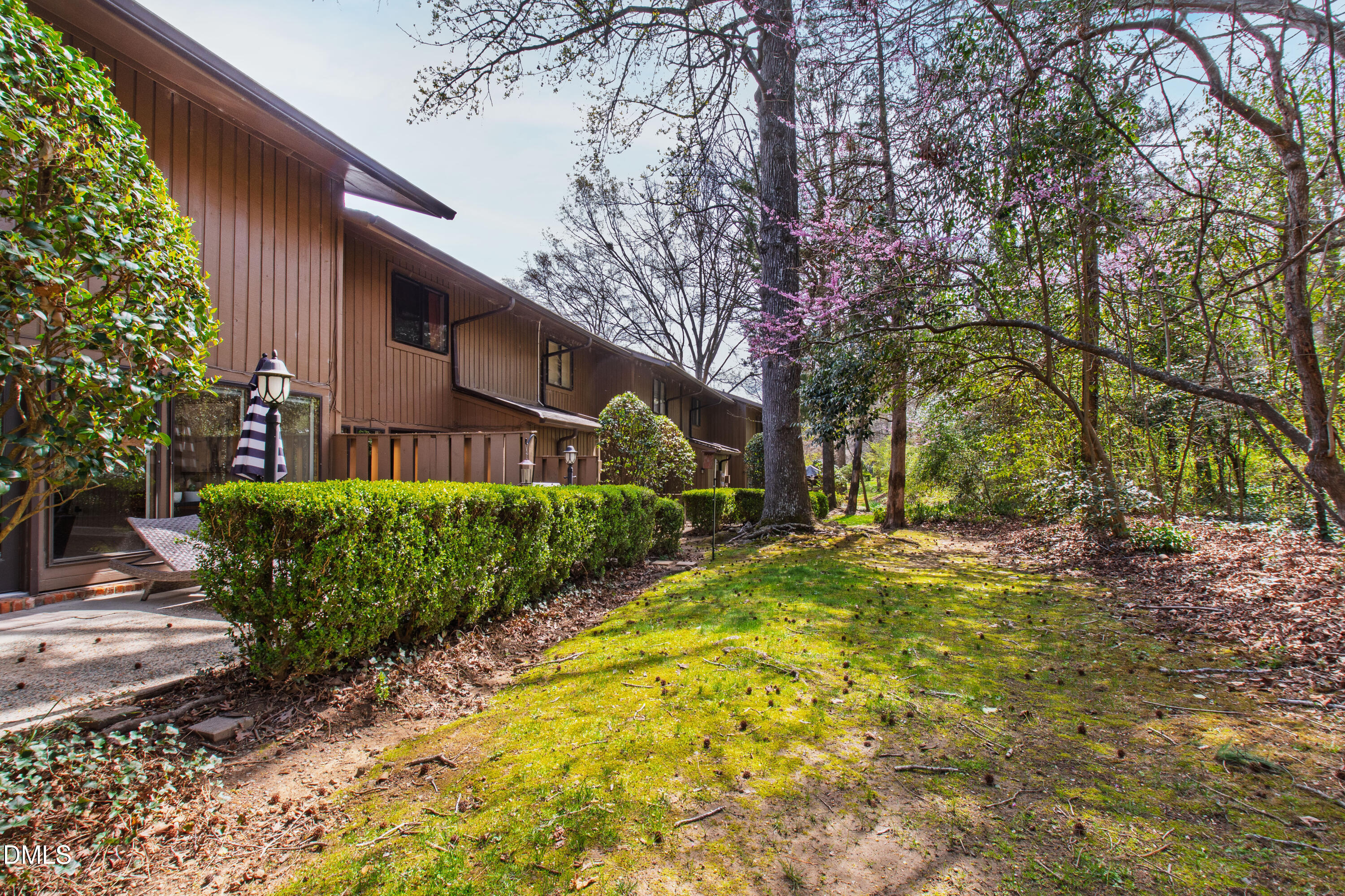 907 Oak Tree Drive