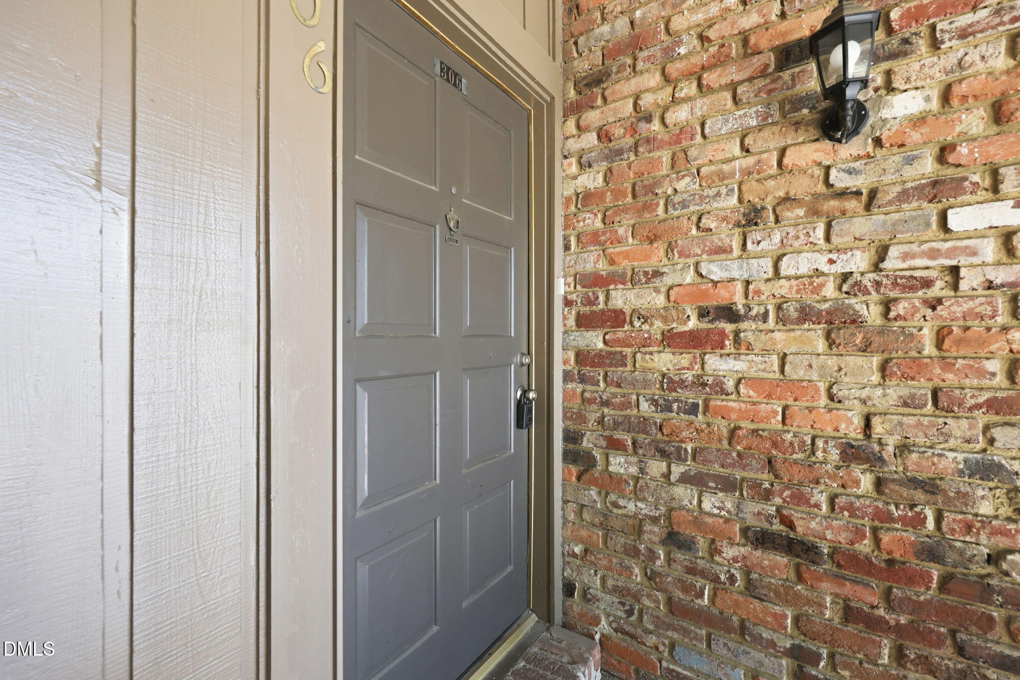 306 Oak Tree Drive # 306