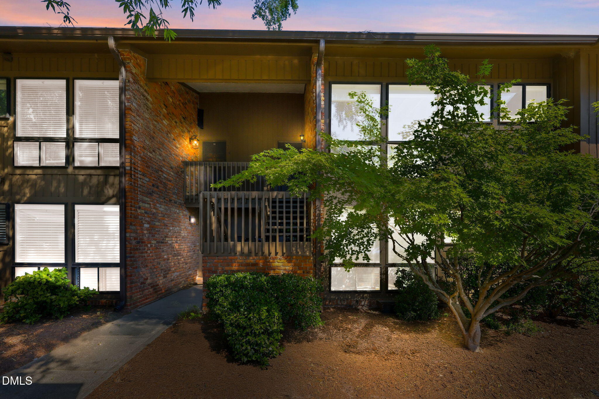 306 Oak Tree Drive # 306