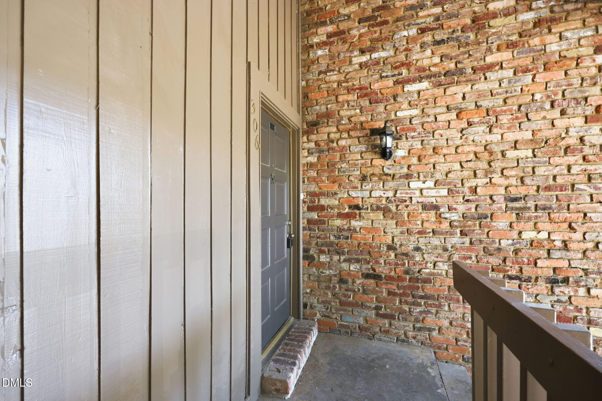 306 Oak Tree Drive # 306