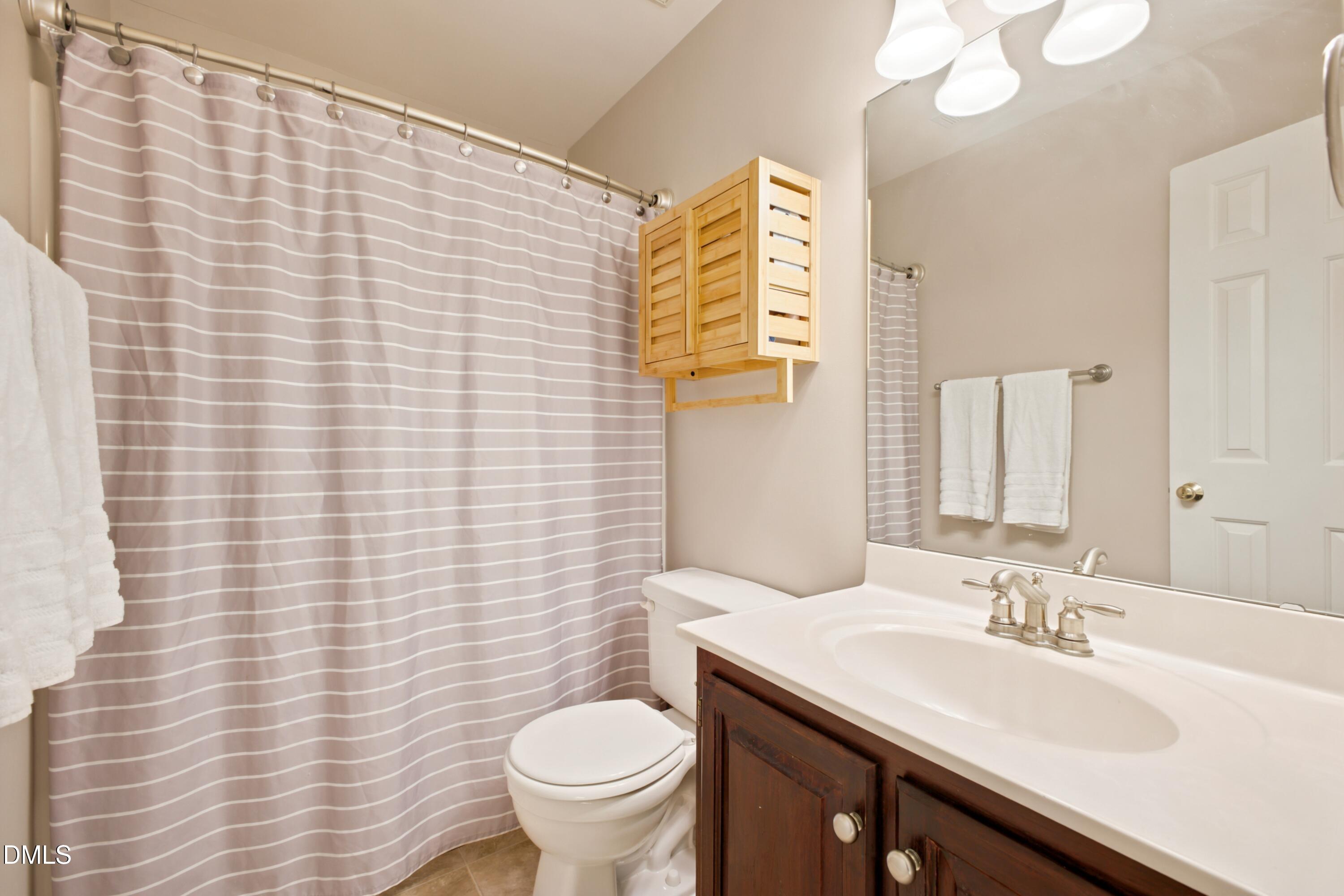 1643 Jamestowne Place