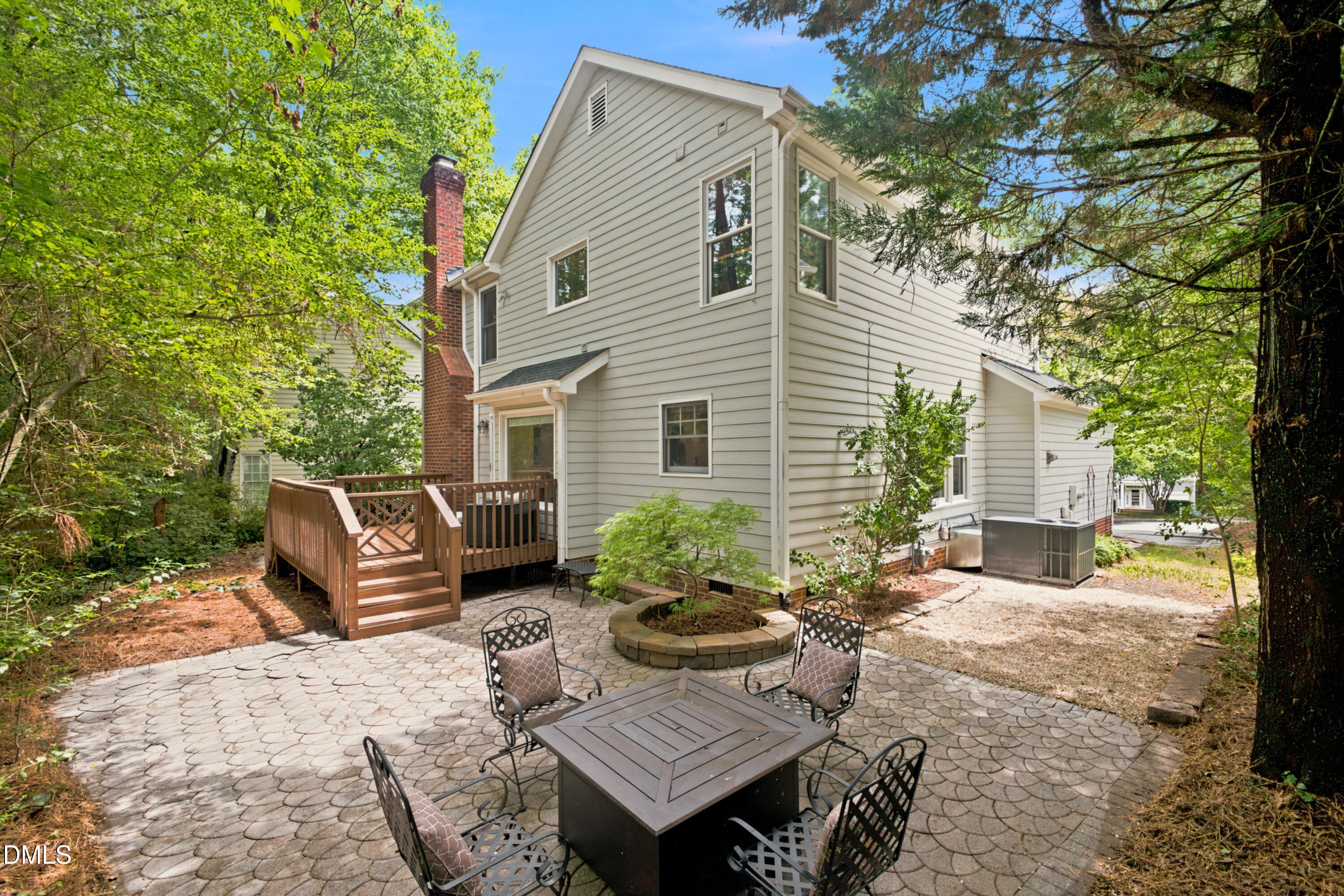 1643 Jamestowne Place