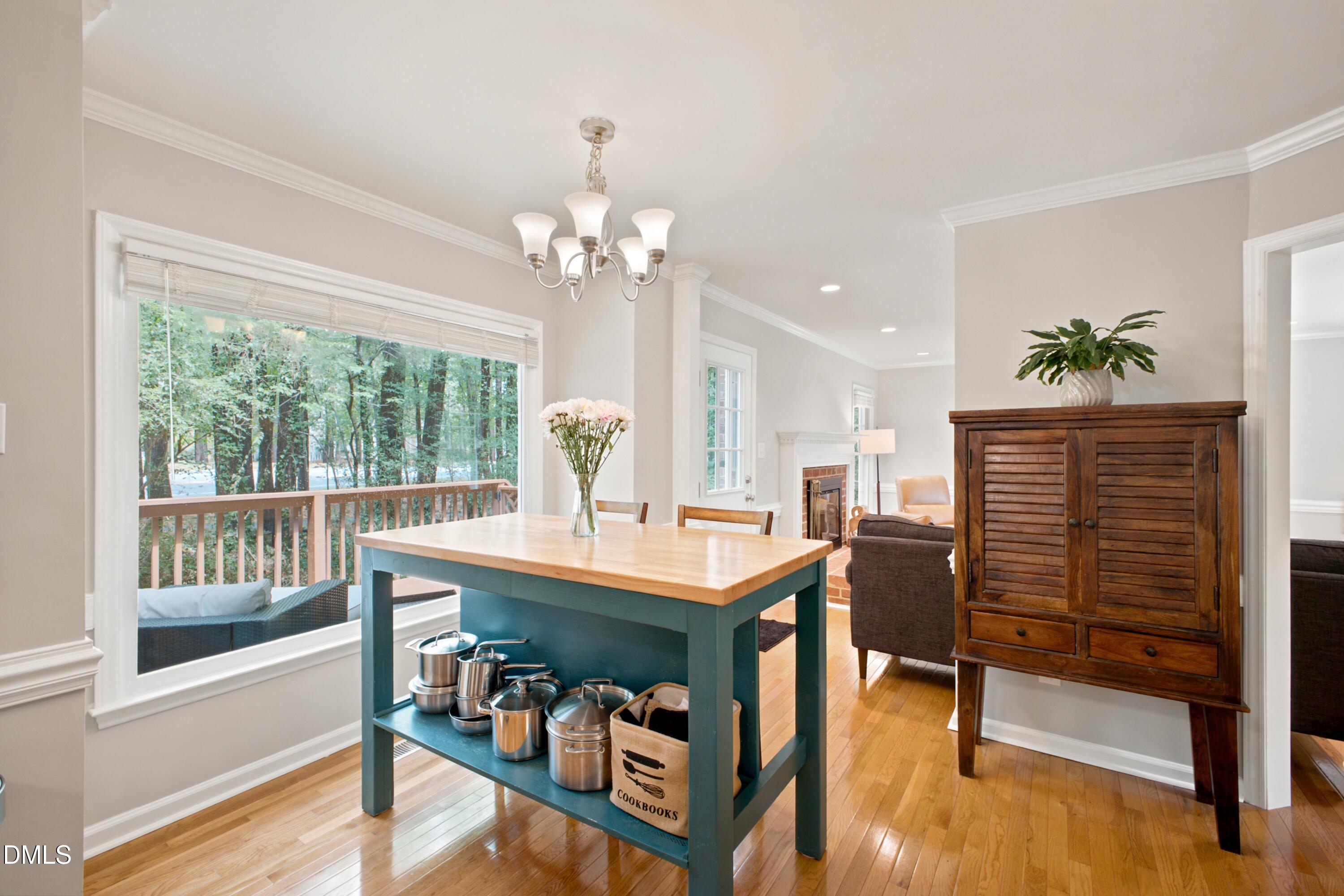 1643 Jamestowne Place