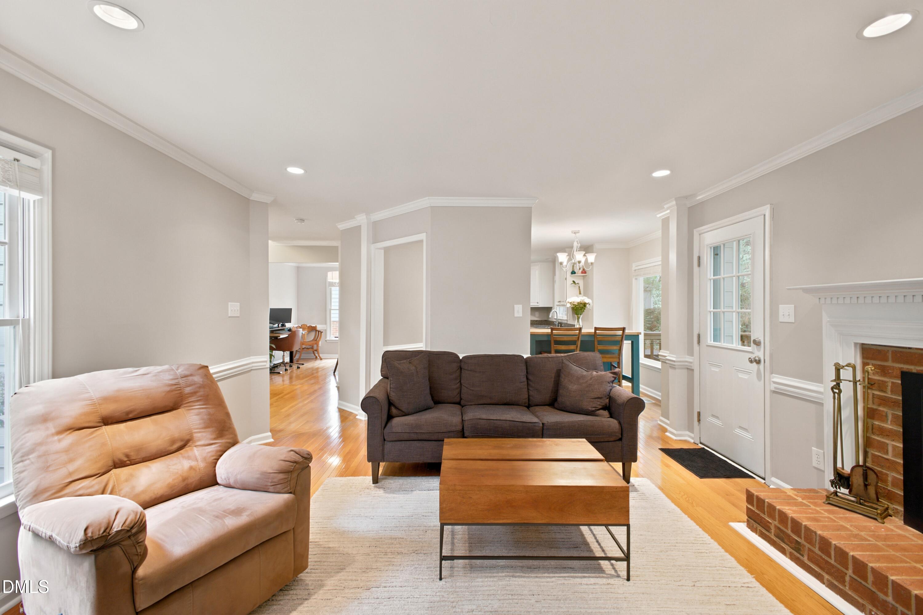 1643 Jamestowne Place