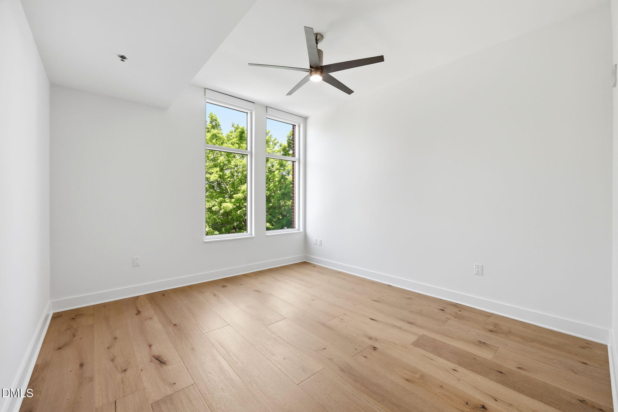 140 W Franklin Street