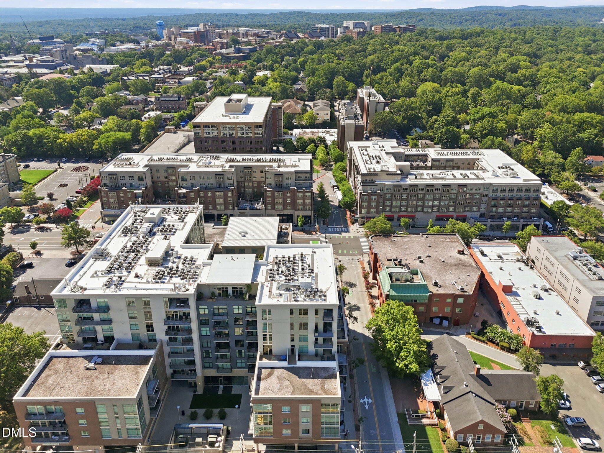 140 W Franklin Street