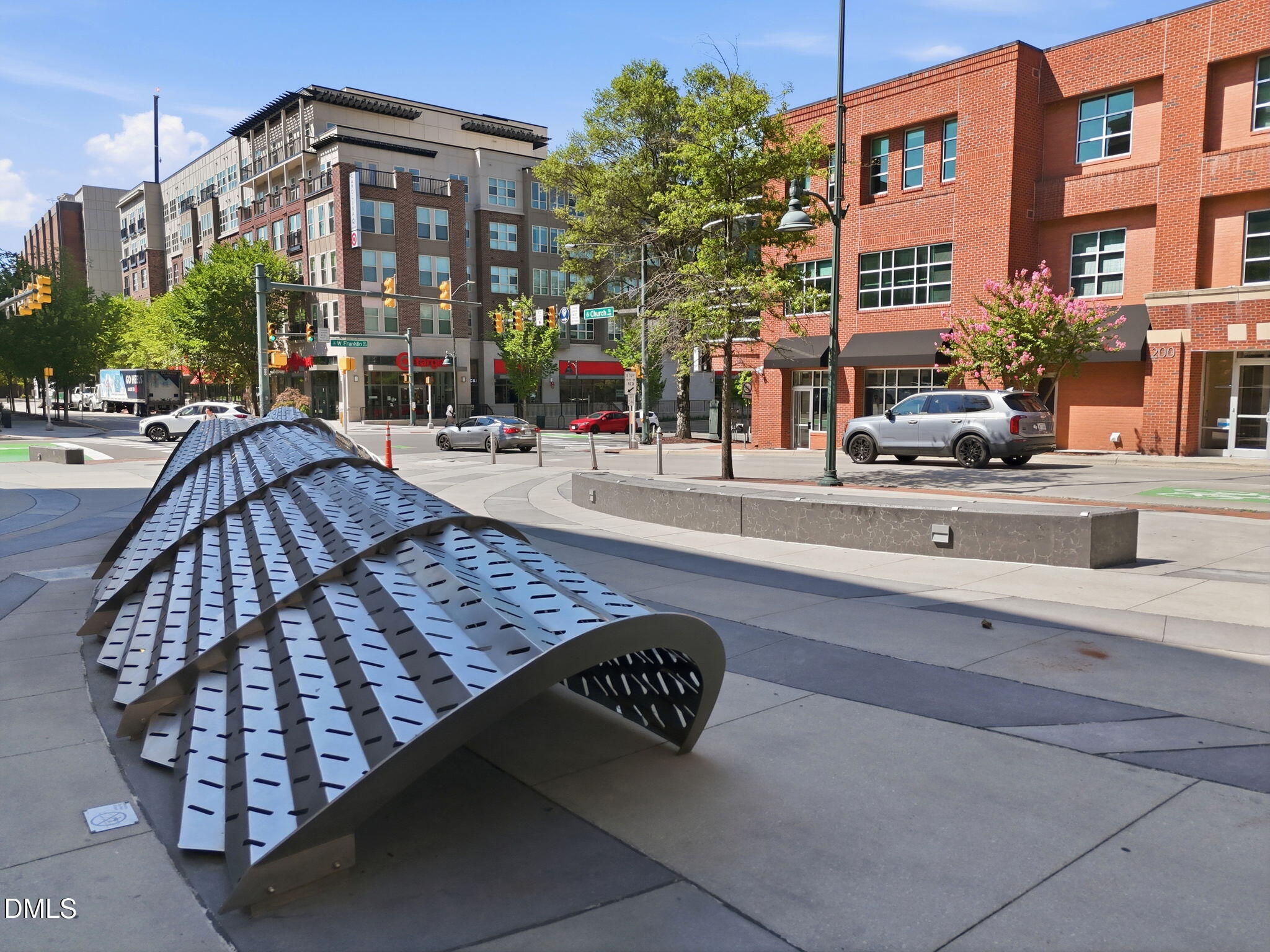 140 W Franklin Street