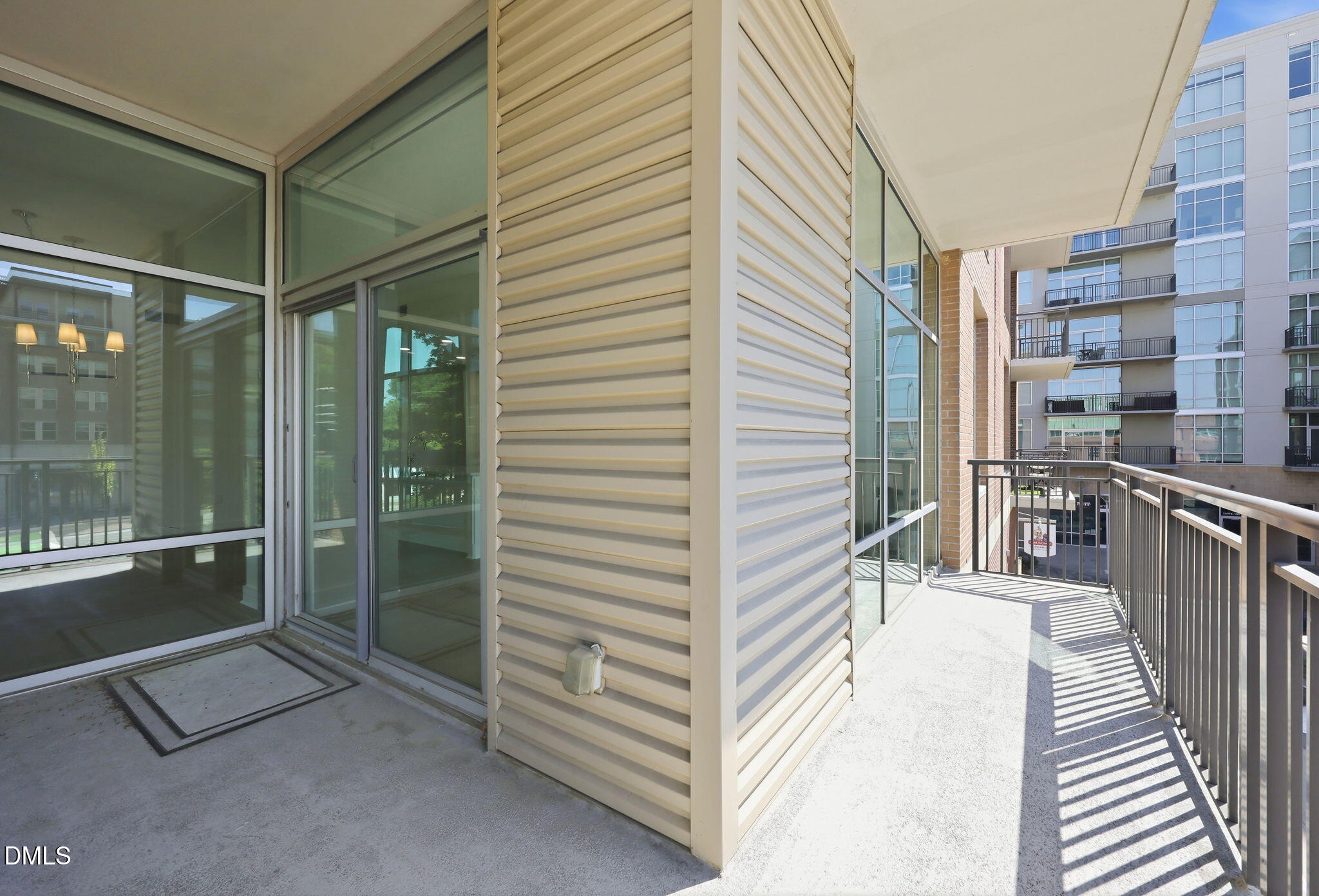 140 W Franklin Street