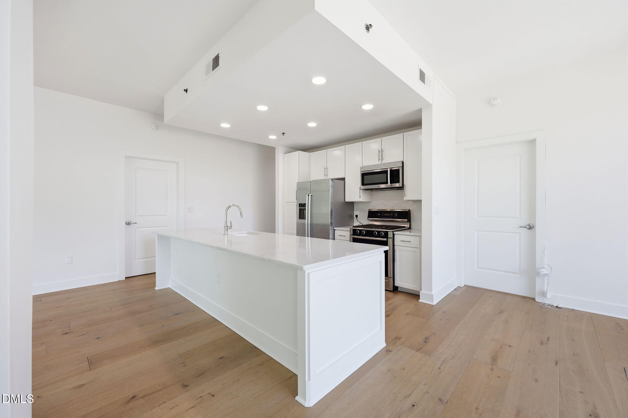 140 W Franklin Street