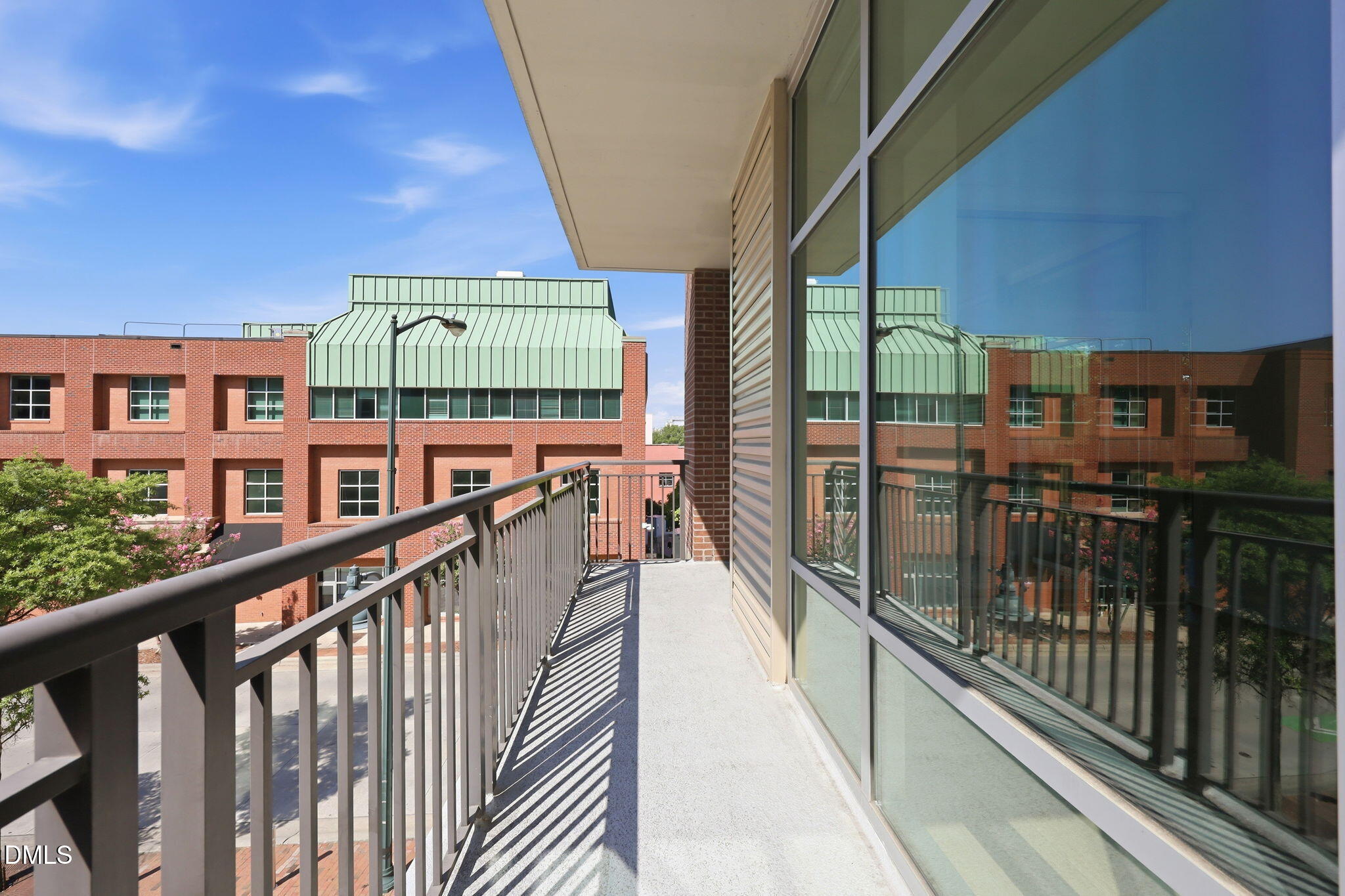 140 W Franklin Street
