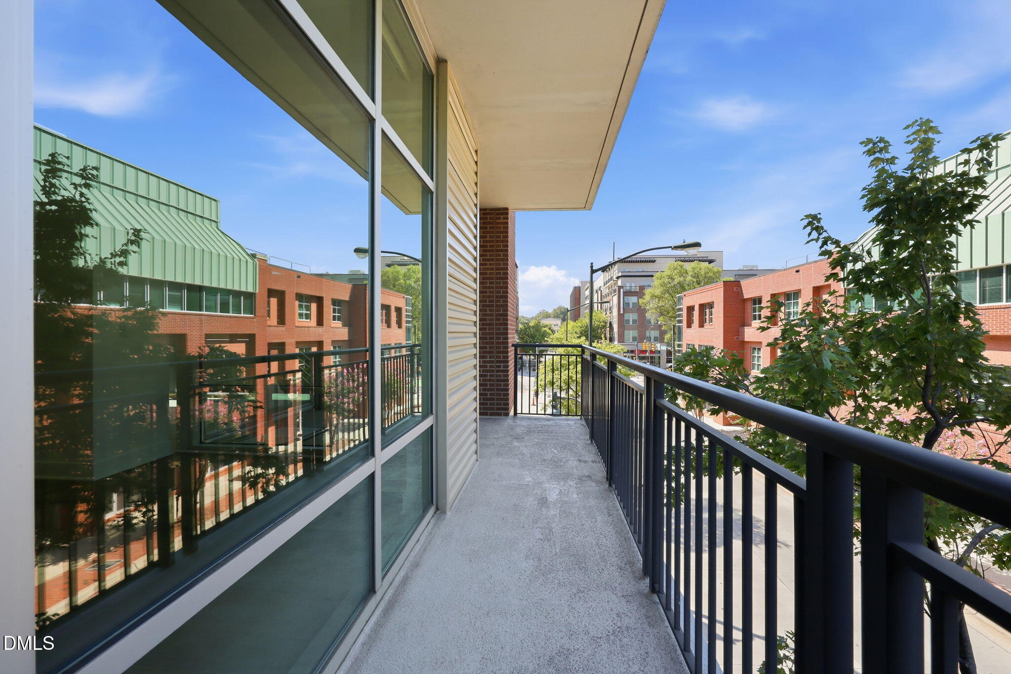 140 W Franklin Street
