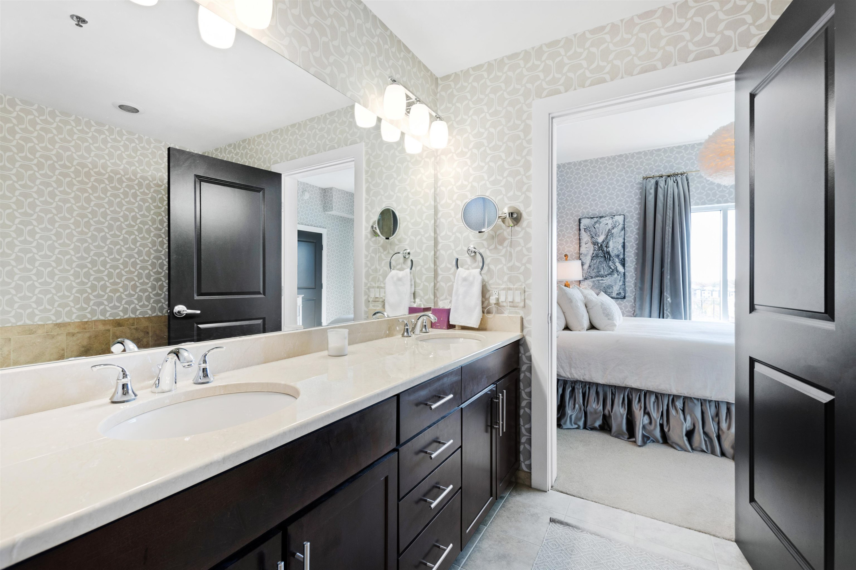 140 W Franklin Street # 406