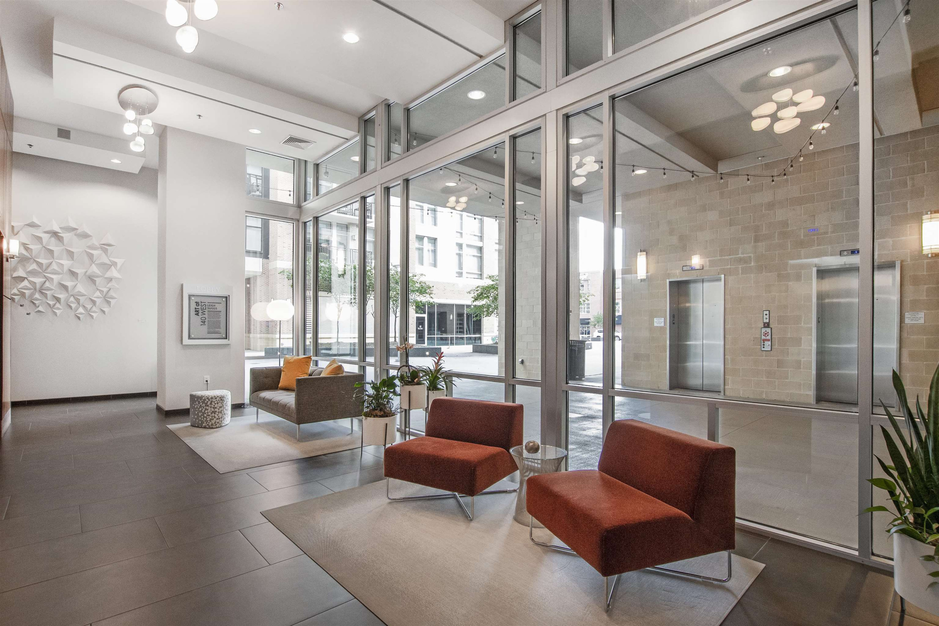 140 W Franklin Street # 406