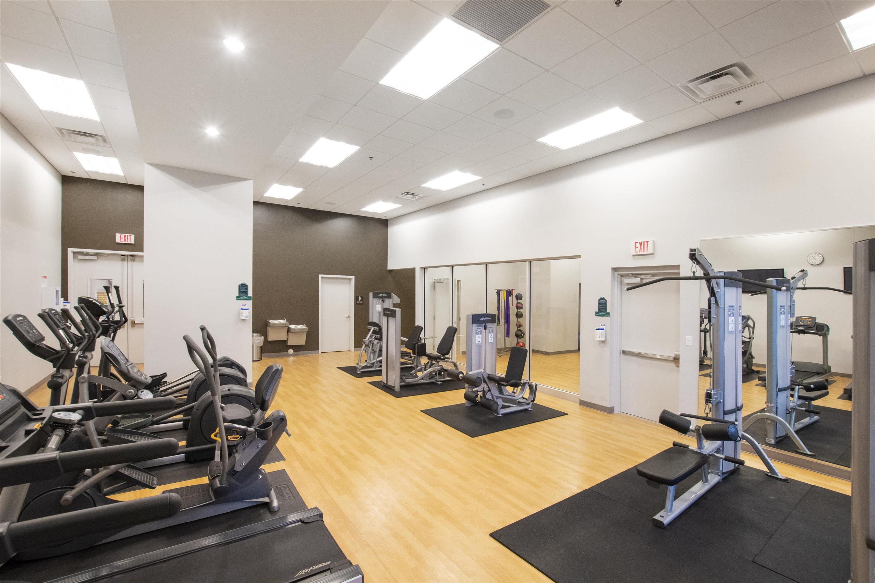140 W Franklin Street # 406