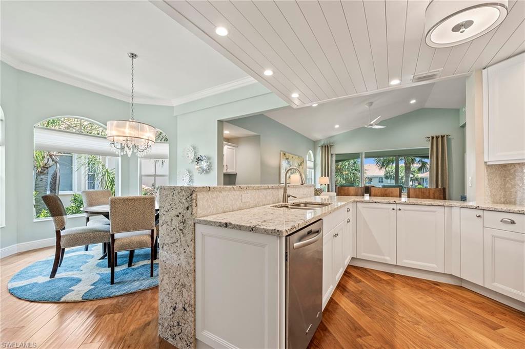 8479 Abbington CIR 1221