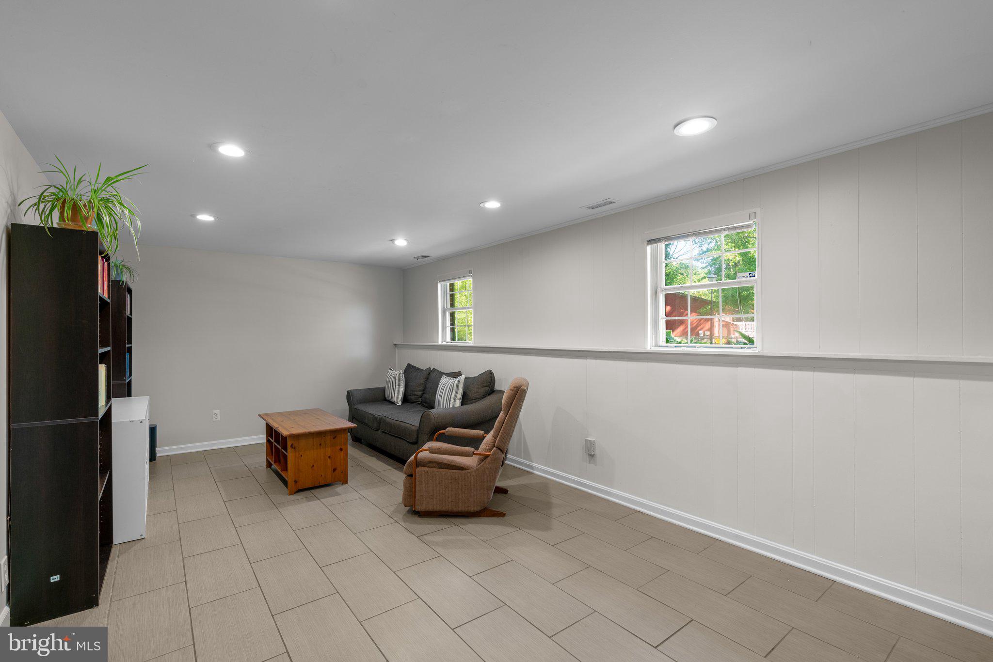 61 DIVIDING CREEK COURT
