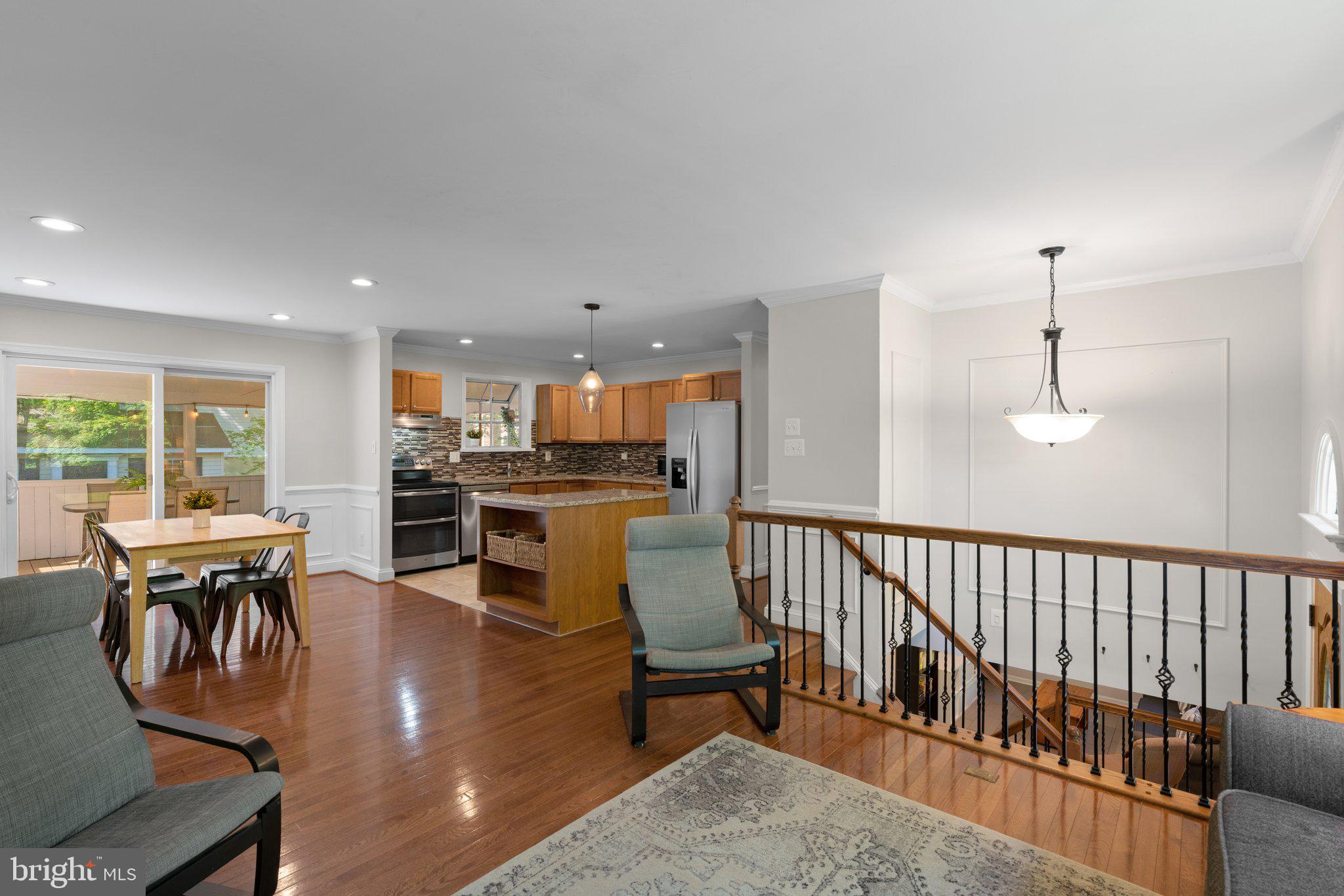 61 DIVIDING CREEK COURT